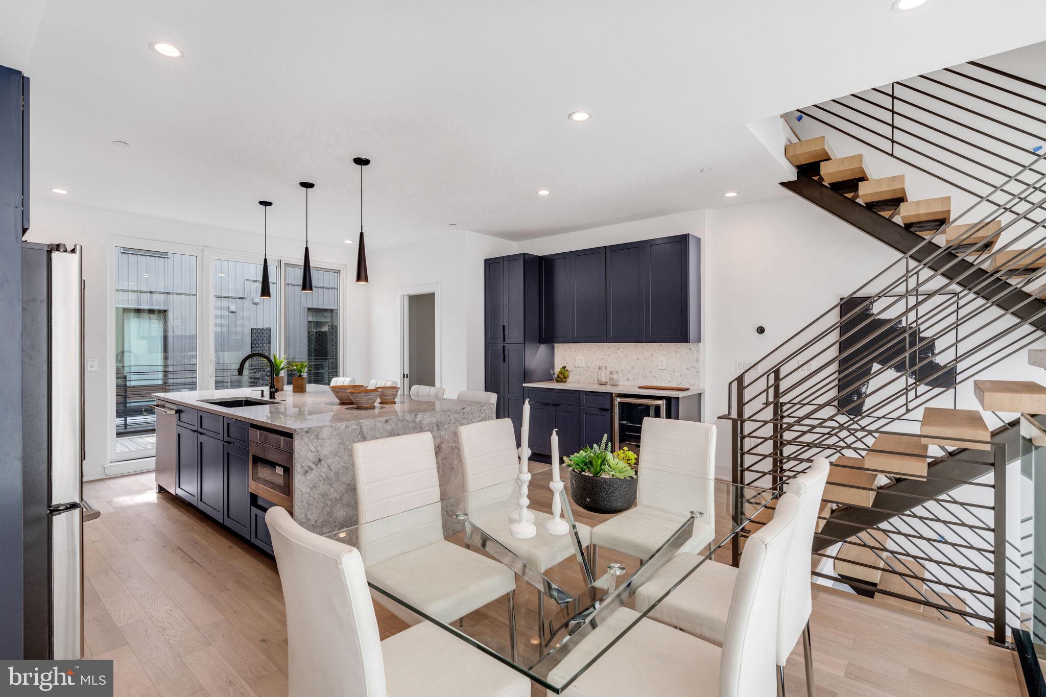 2114 League Ct