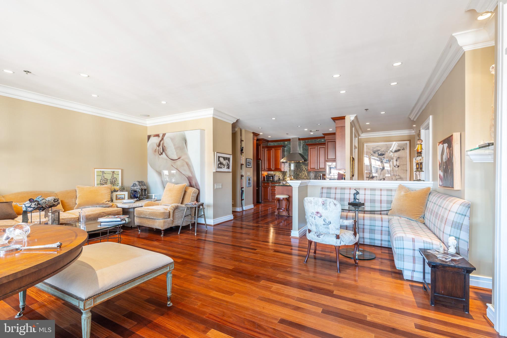 121-35 Walnut St #502