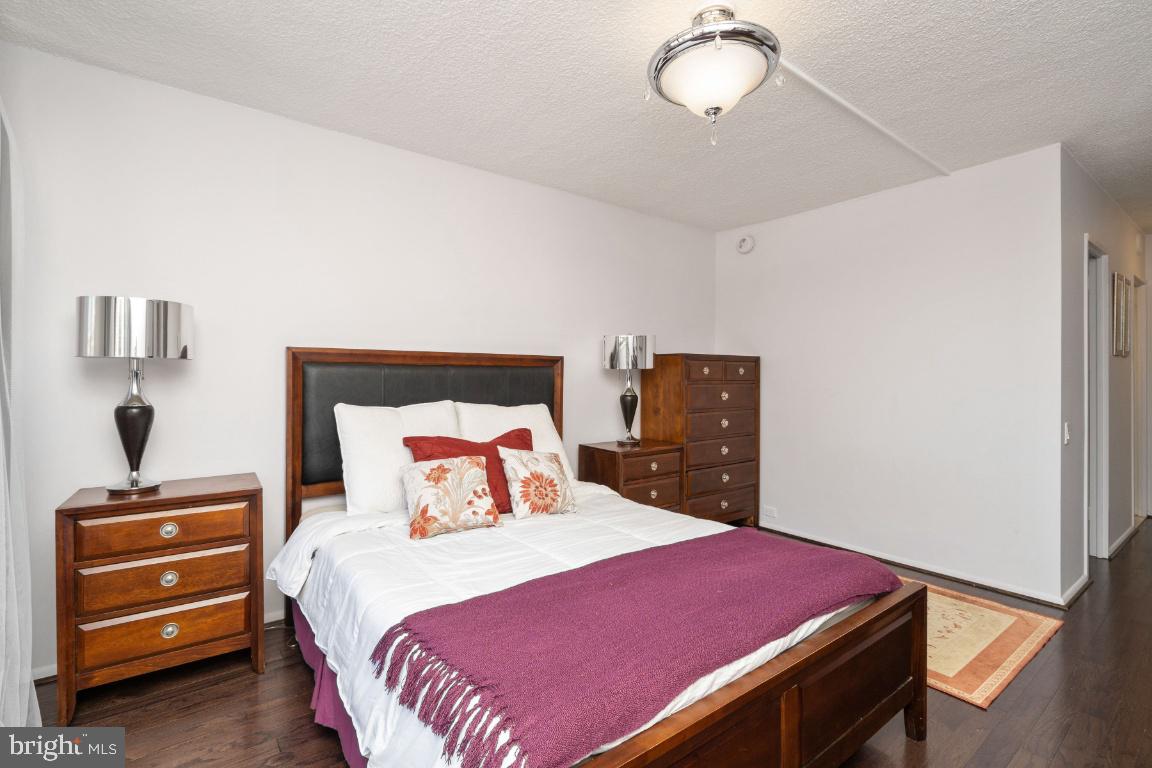 1326-42 Spruce St #1801