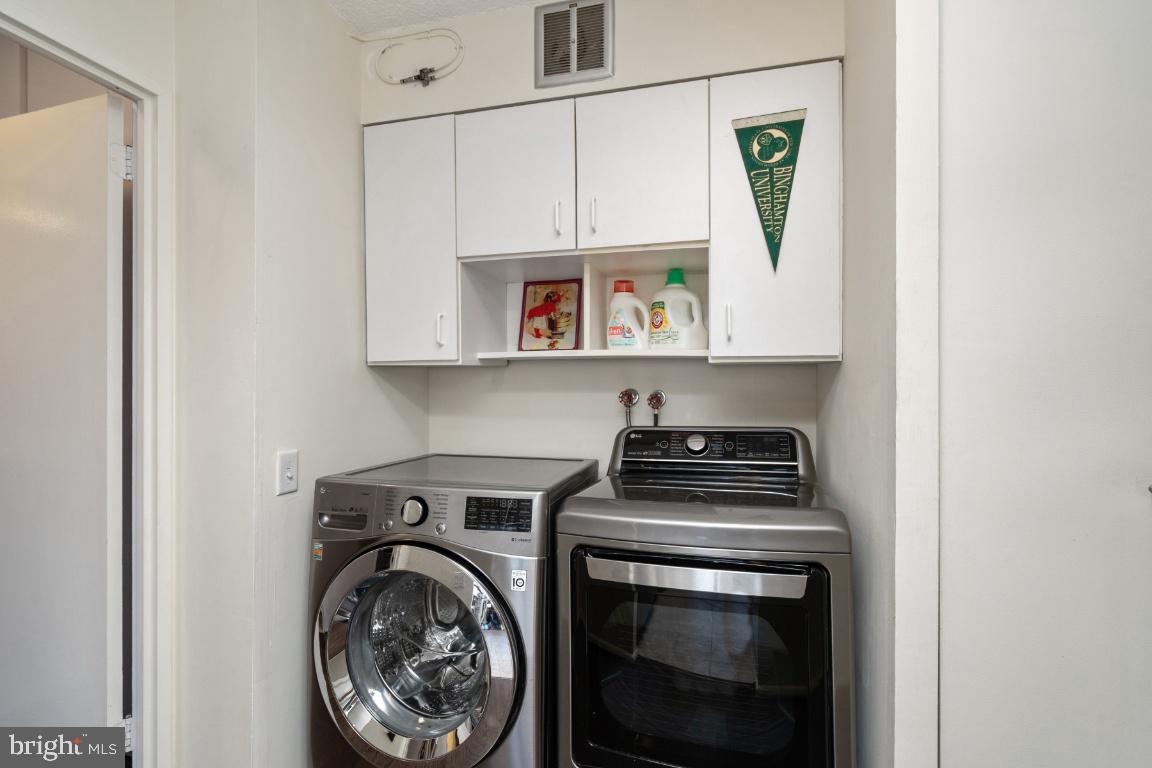 1326-42 Spruce St #1801
