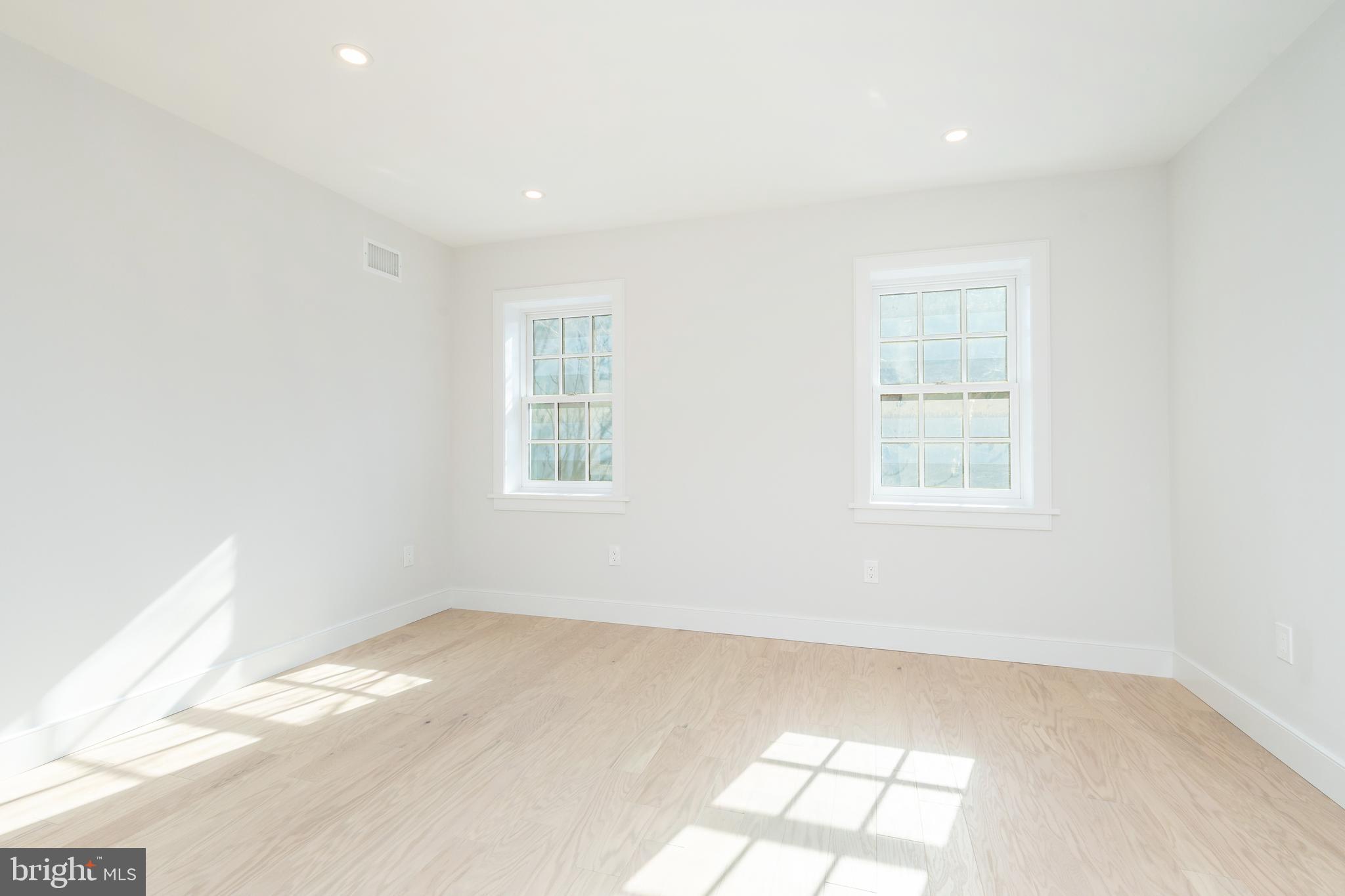 2045 Rittenhouse Sq