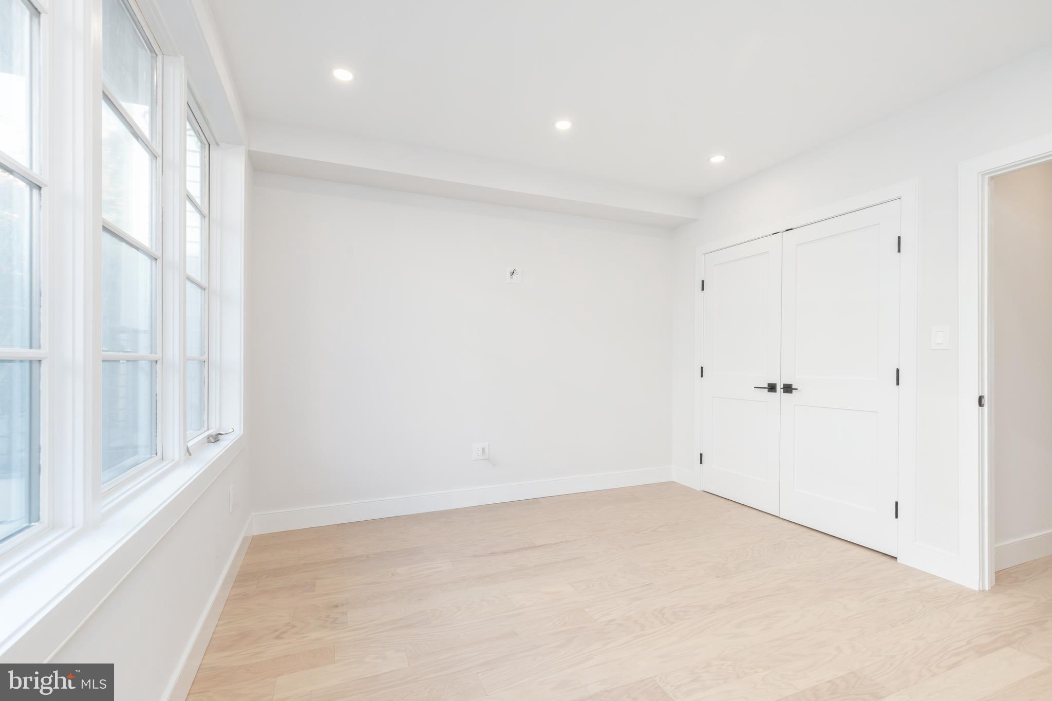 2045 Rittenhouse Sq