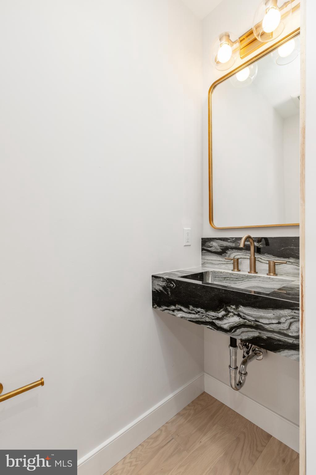 2045 Rittenhouse Sq