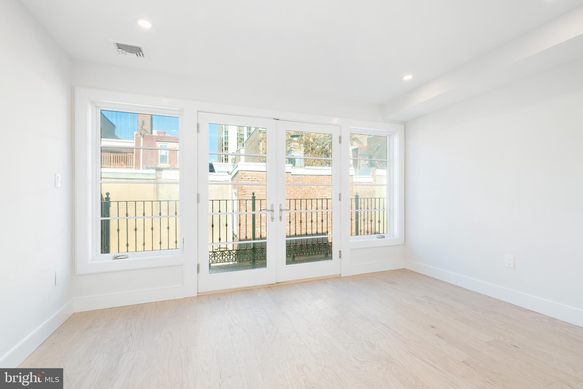 2045 Rittenhouse Sq
