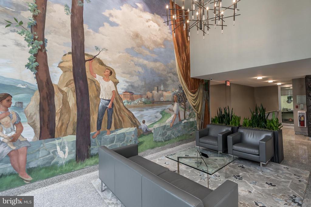 604-36 S Washington Sq #409