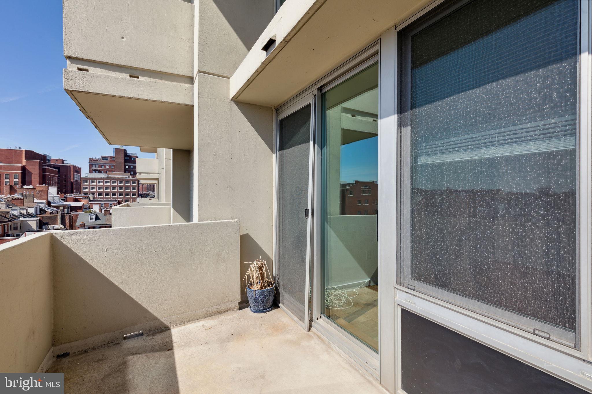 604-36 S Washington Sq #409