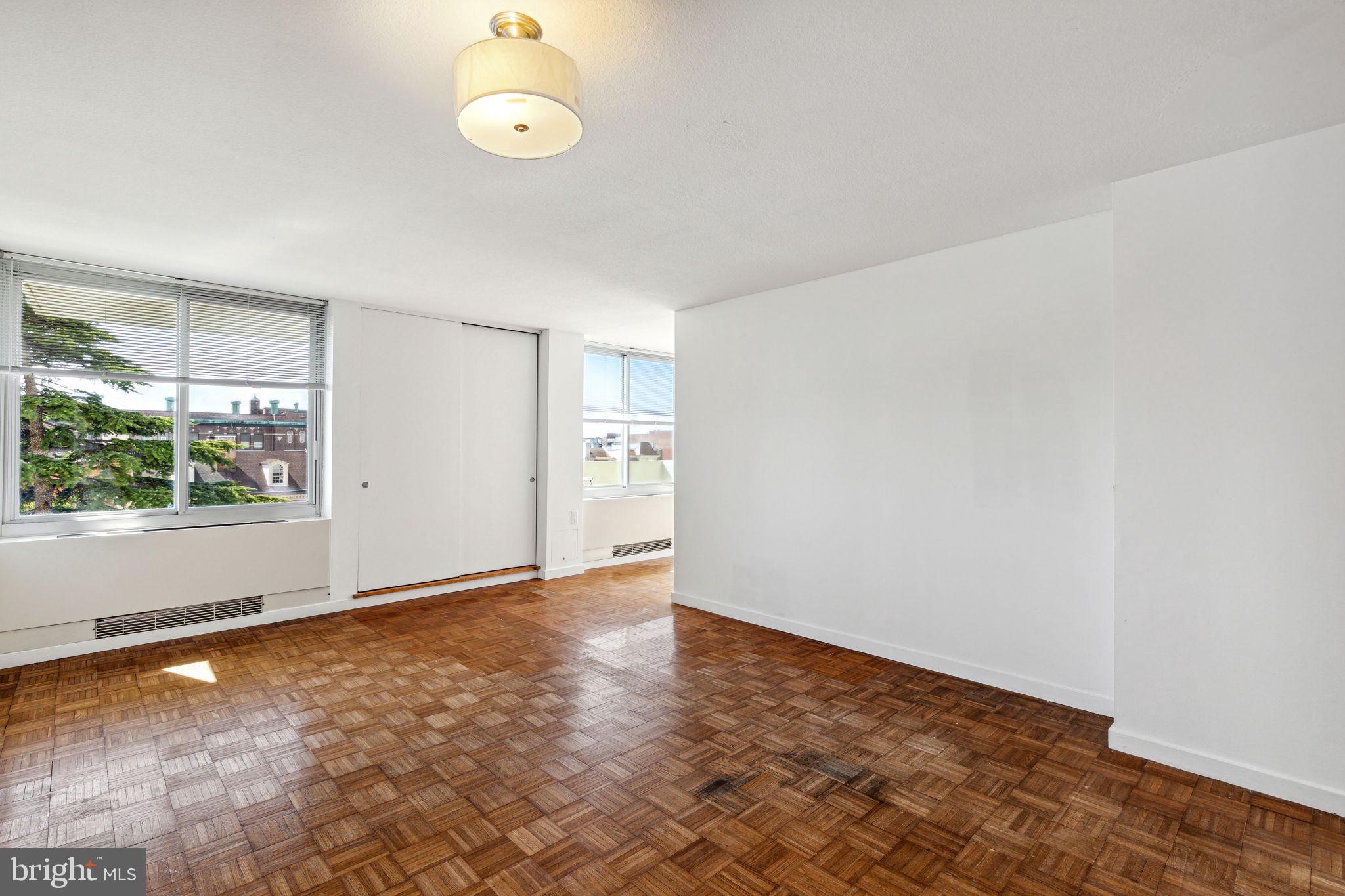 604-36 S Washington Sq #409