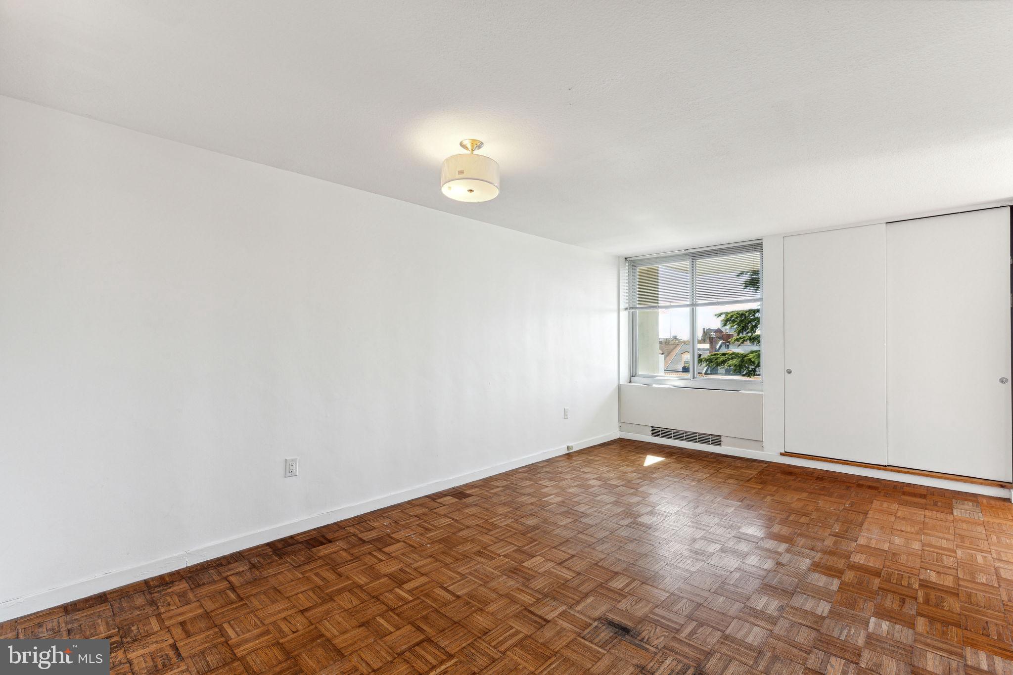 604-36 S Washington Sq #409