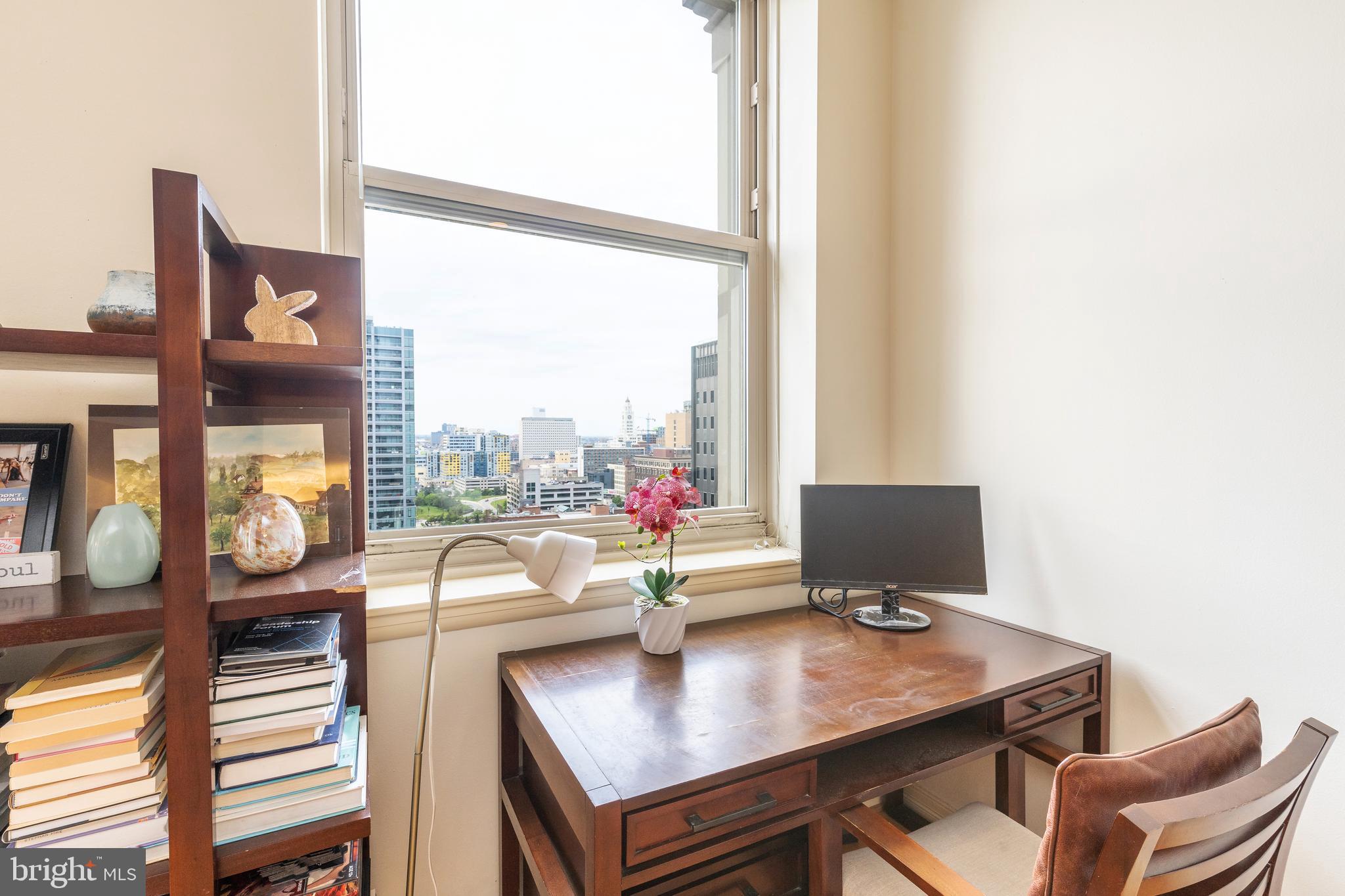 1600-18 ARCH ST #1715