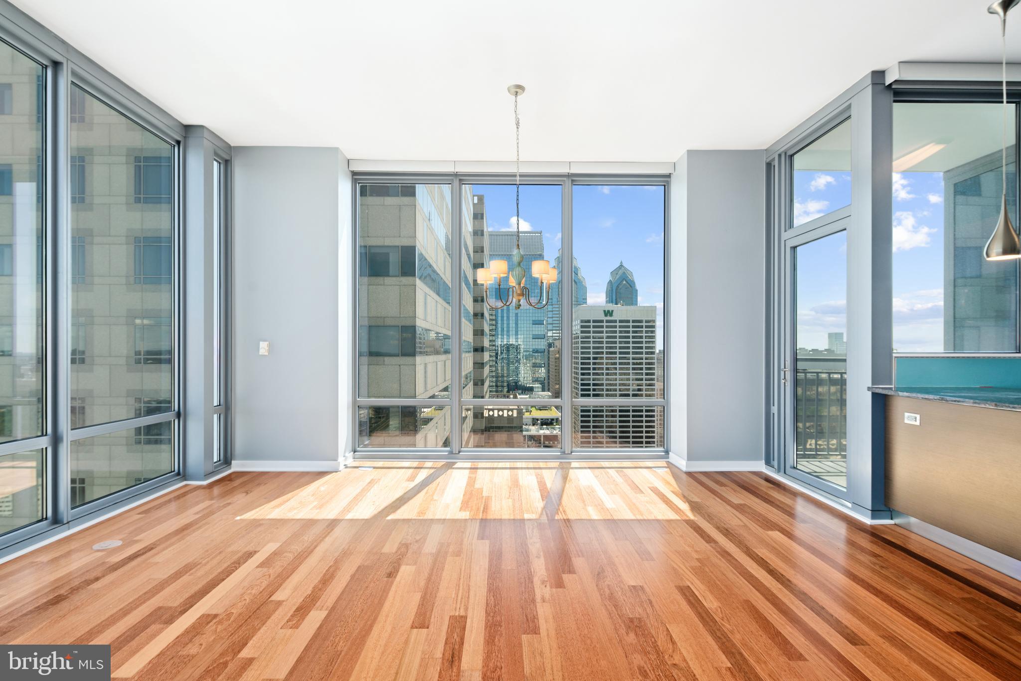 2101 MARKET ST #4106