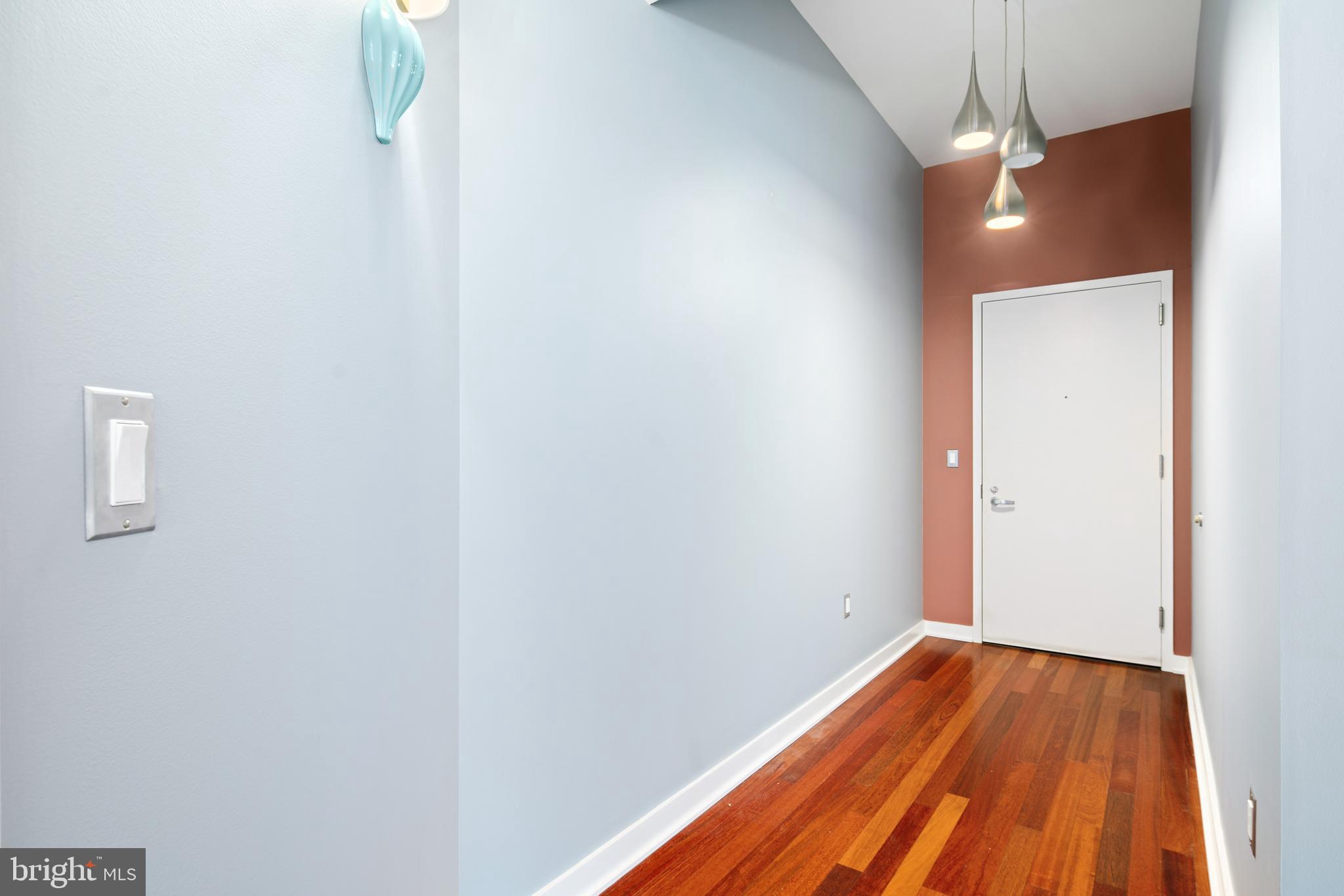 2101 MARKET ST #4106