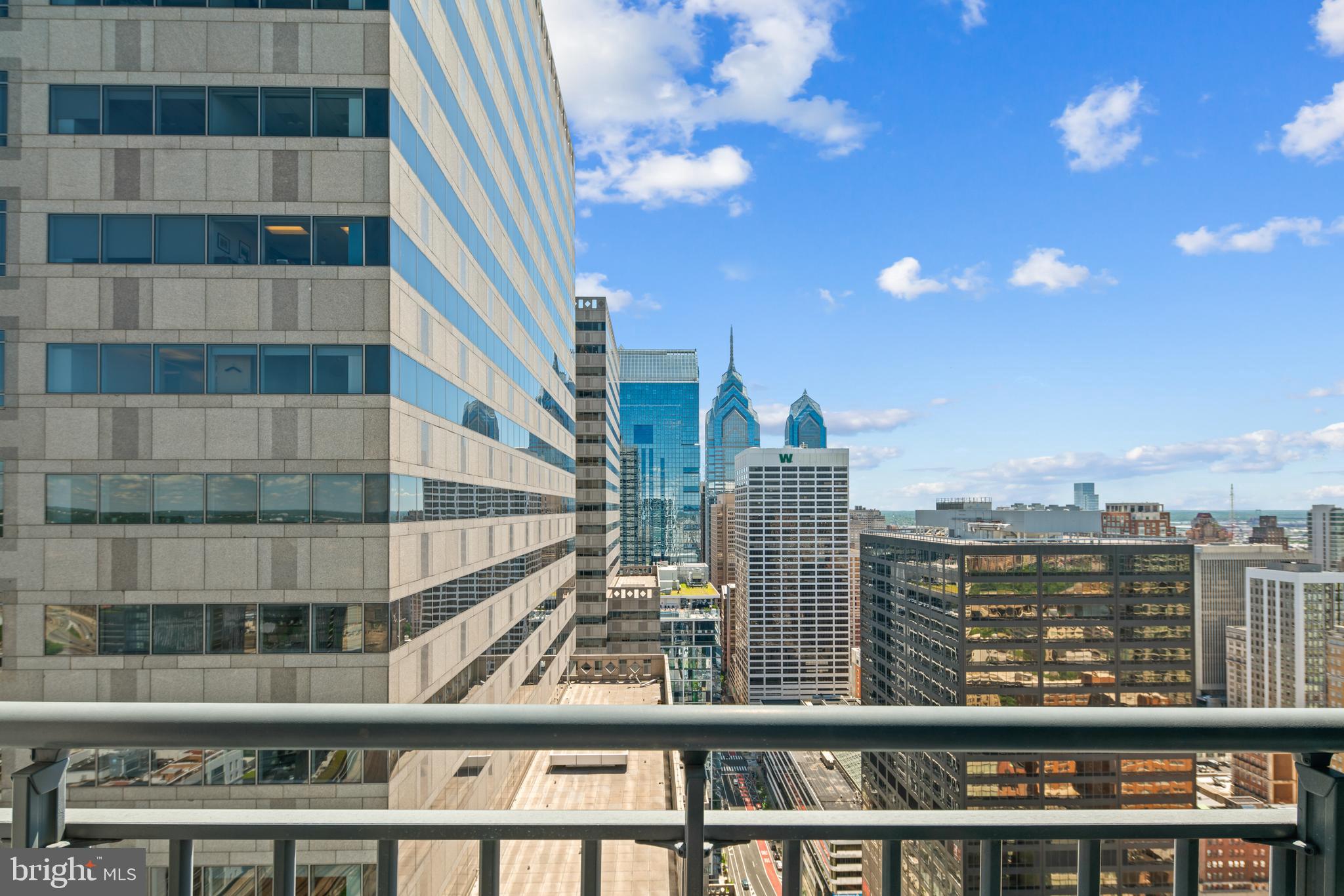 2101 MARKET ST #4106