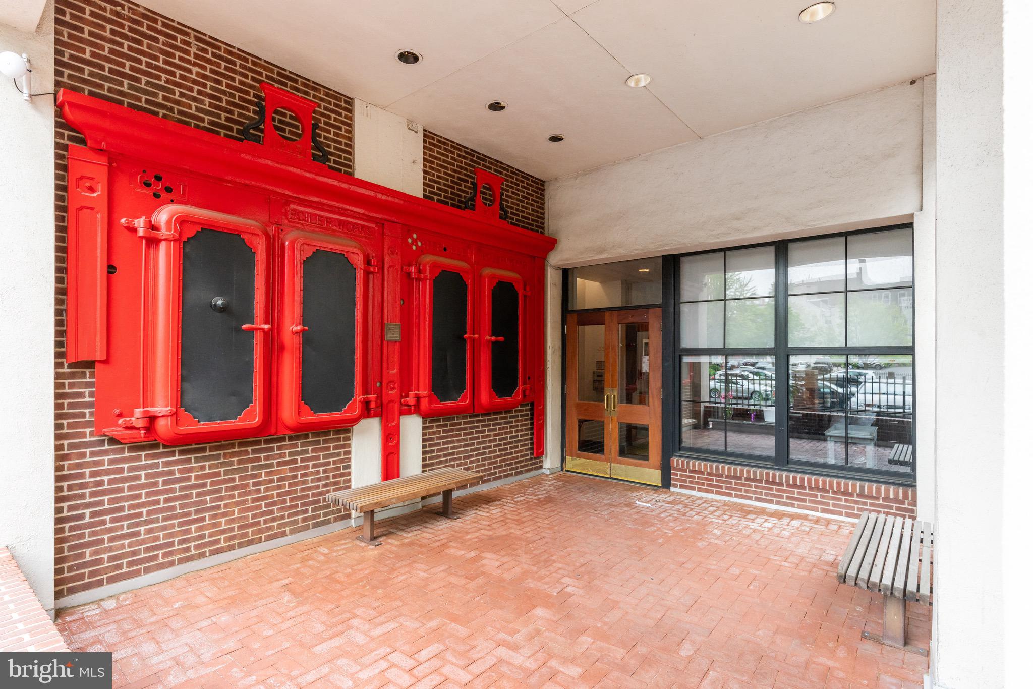 315 NEW ST #611