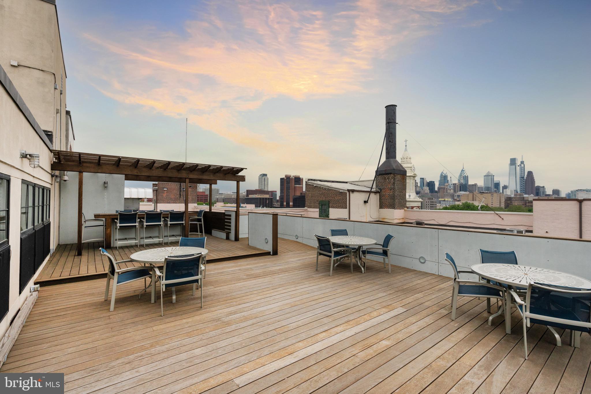 315 NEW ST #611