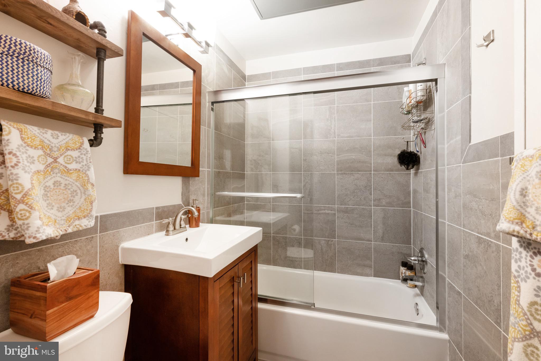 315 NEW ST #611