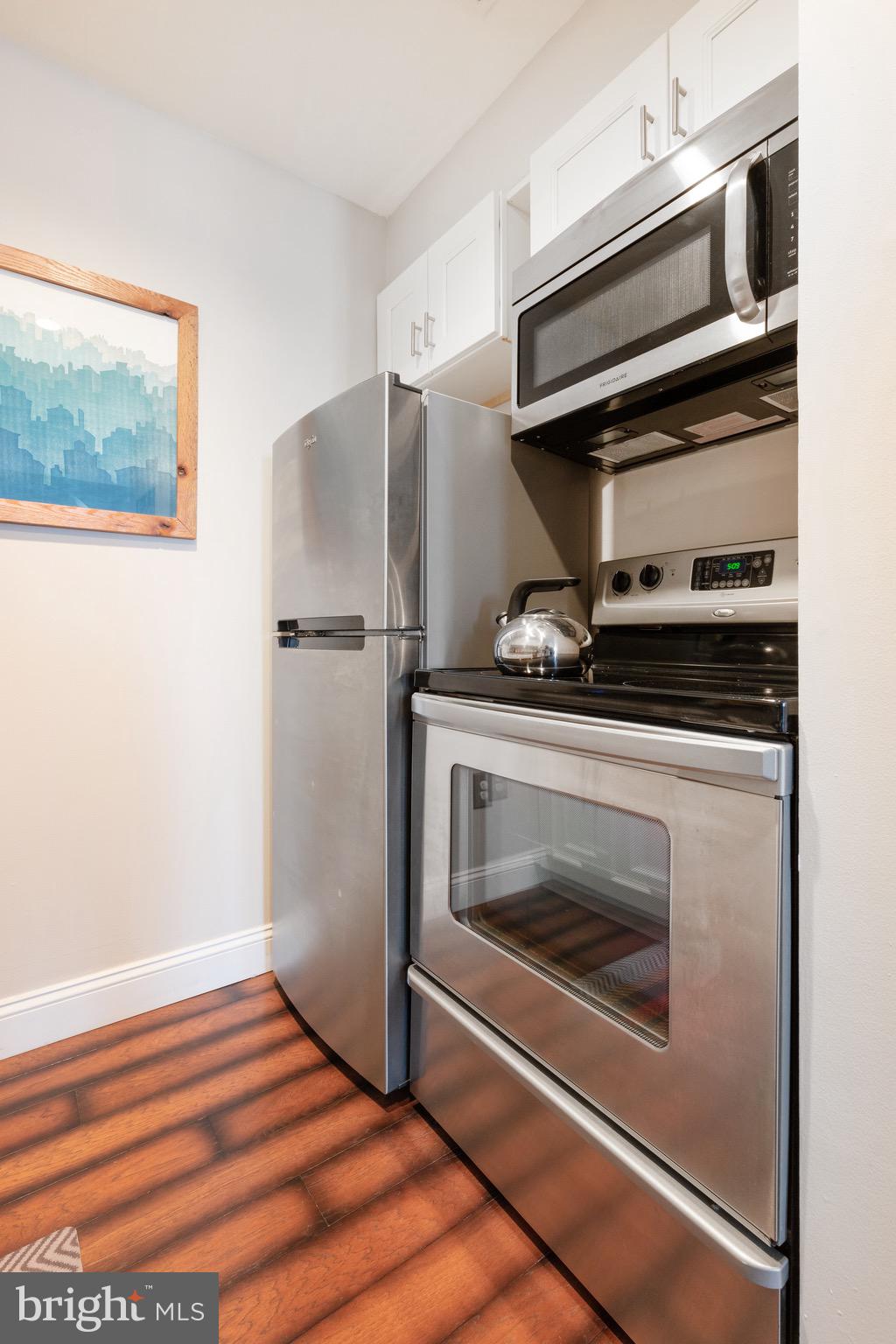 315 NEW ST #611
