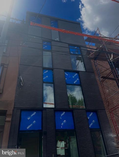 1712 Christian St #1