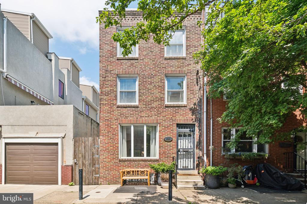 639 Kimball St