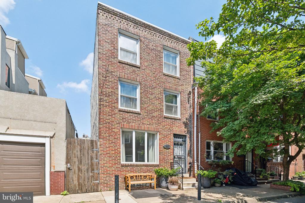 639 Kimball St