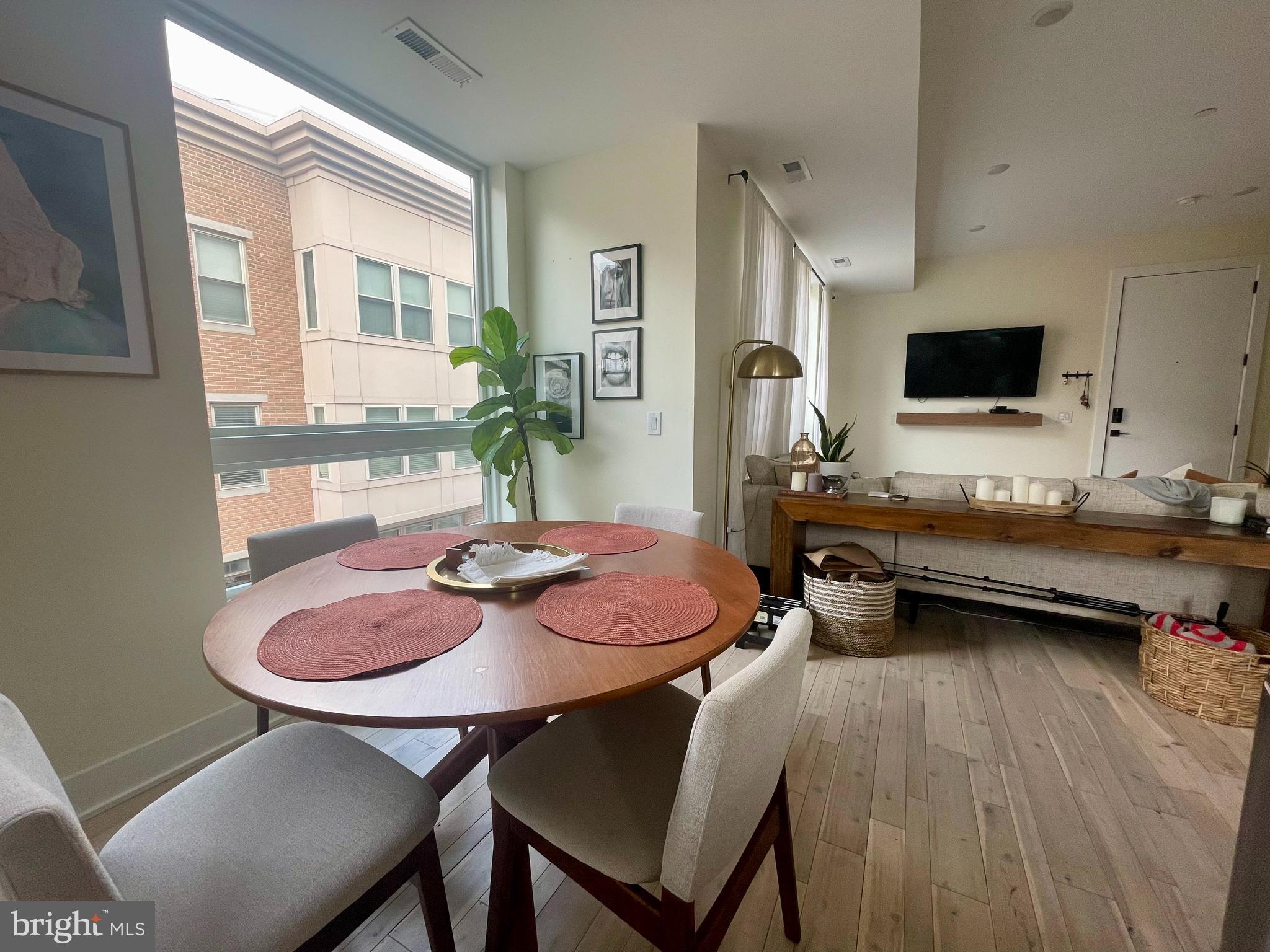 2547 GRAYS FERRY AVE #3