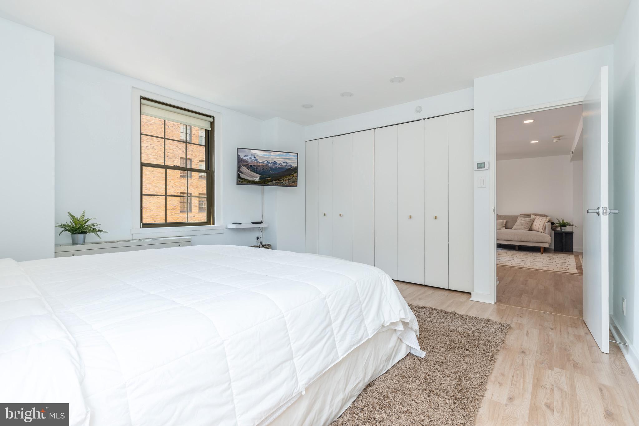 219-29 S 18th St #1424