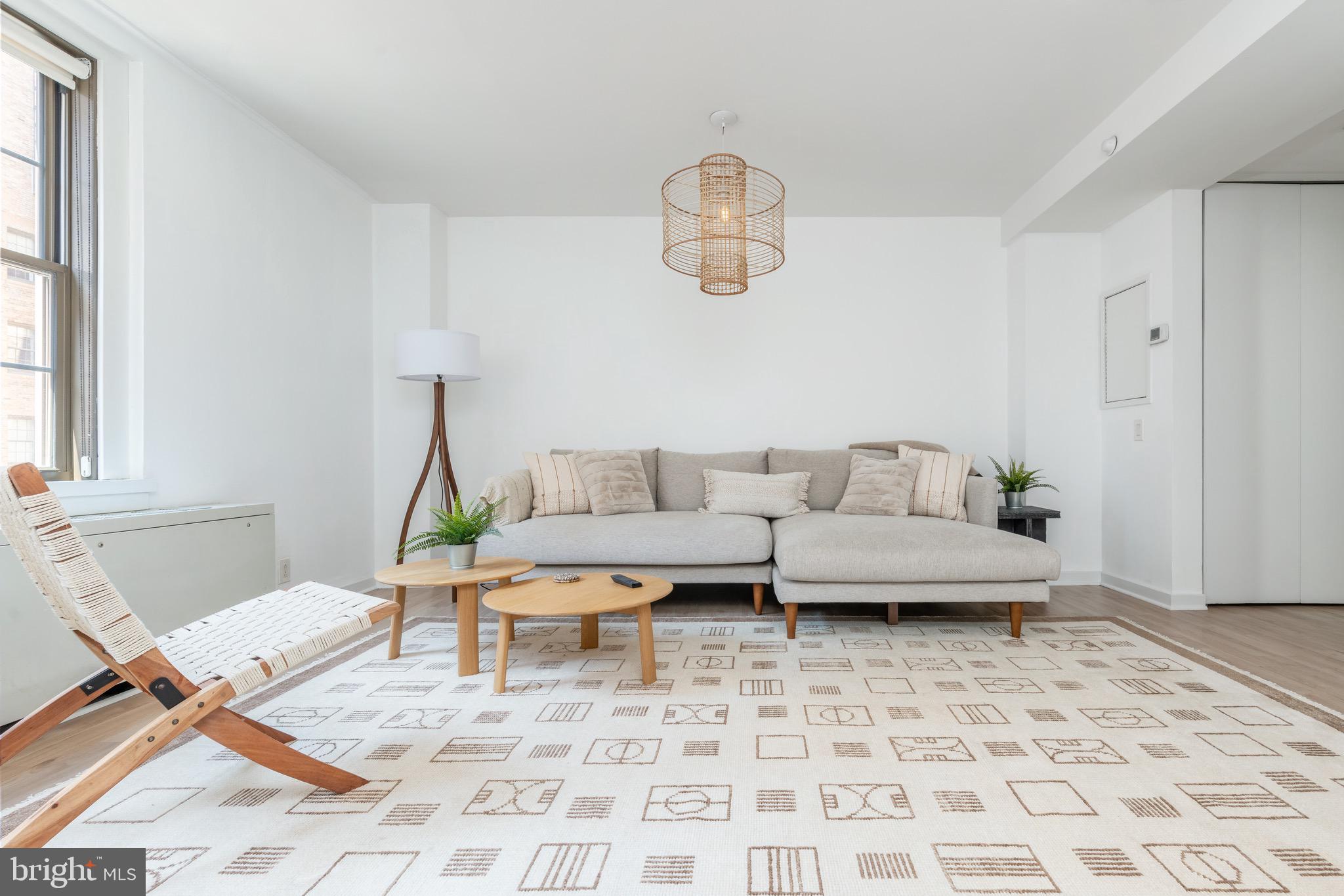 219-29 S 18th St #1424