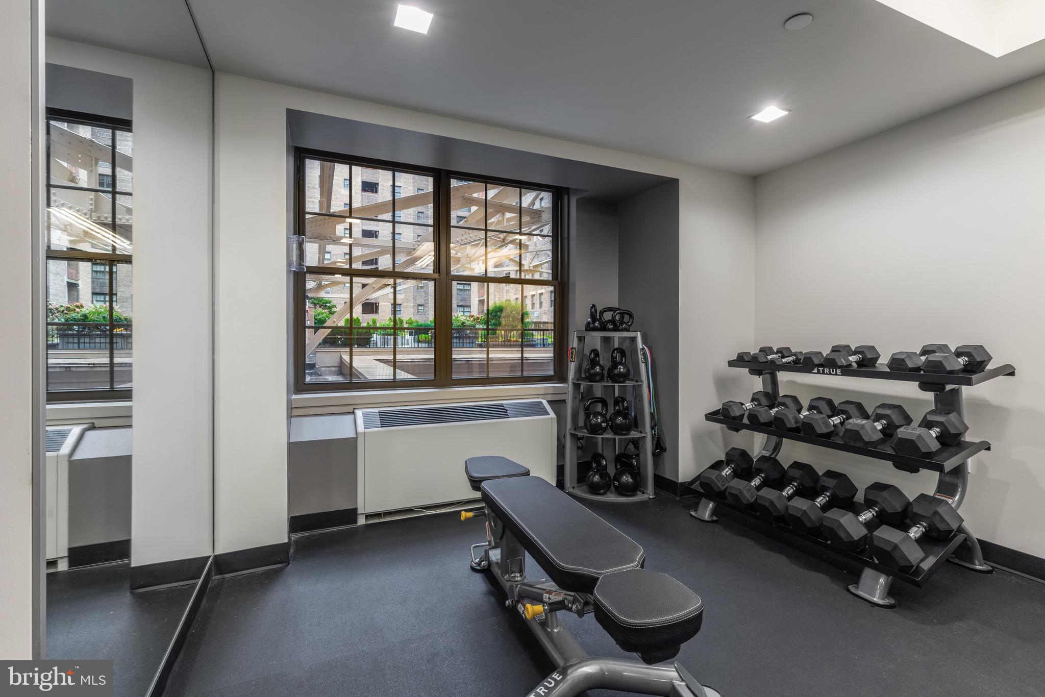 219-29 S 18th St #1424