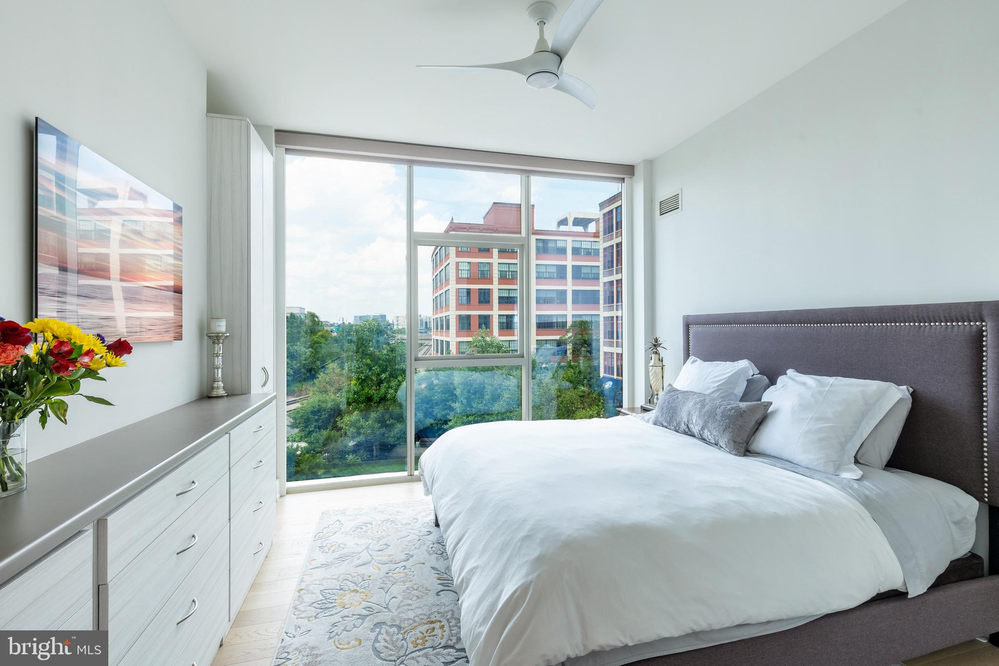 210-20 S 25th St #303