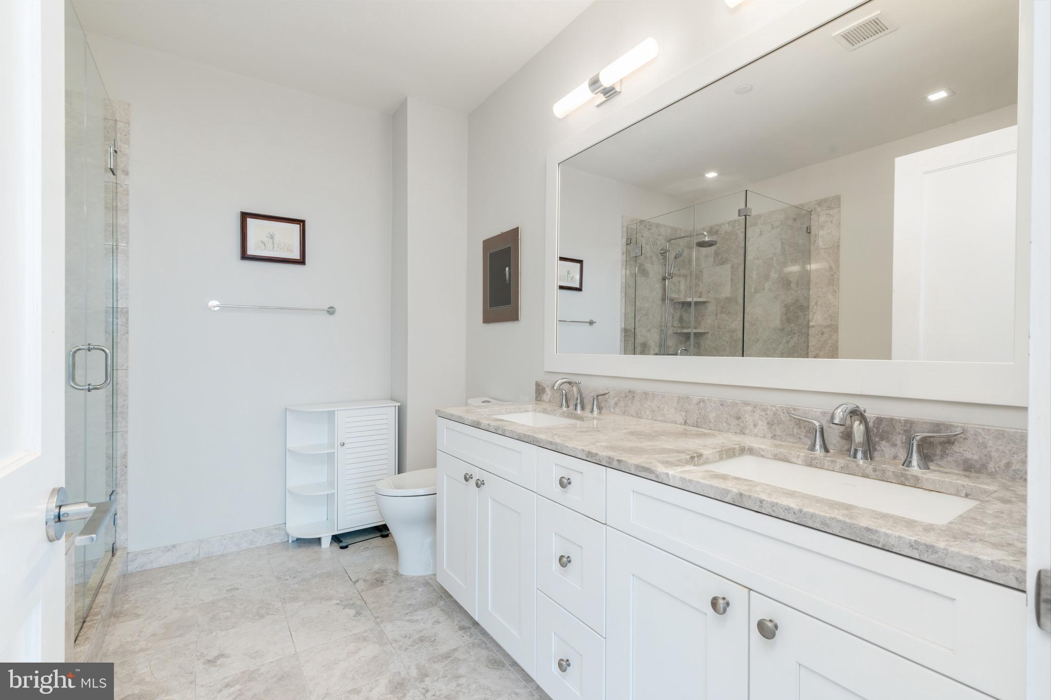 210-20 S 25th St #303