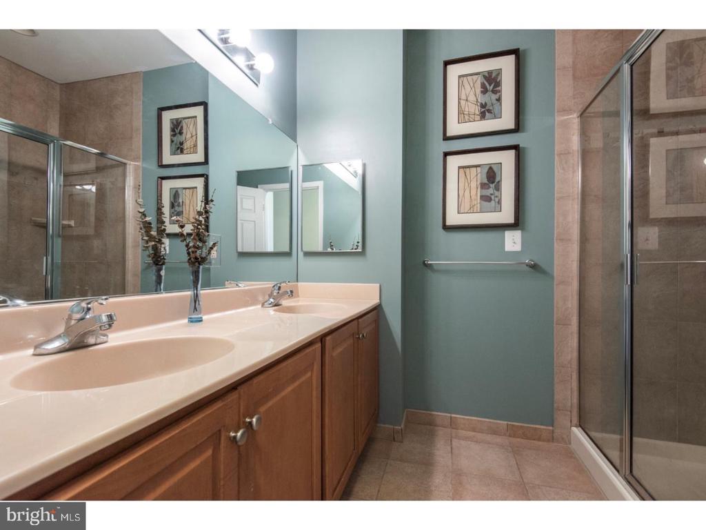 16 BREWERYTOWN CT