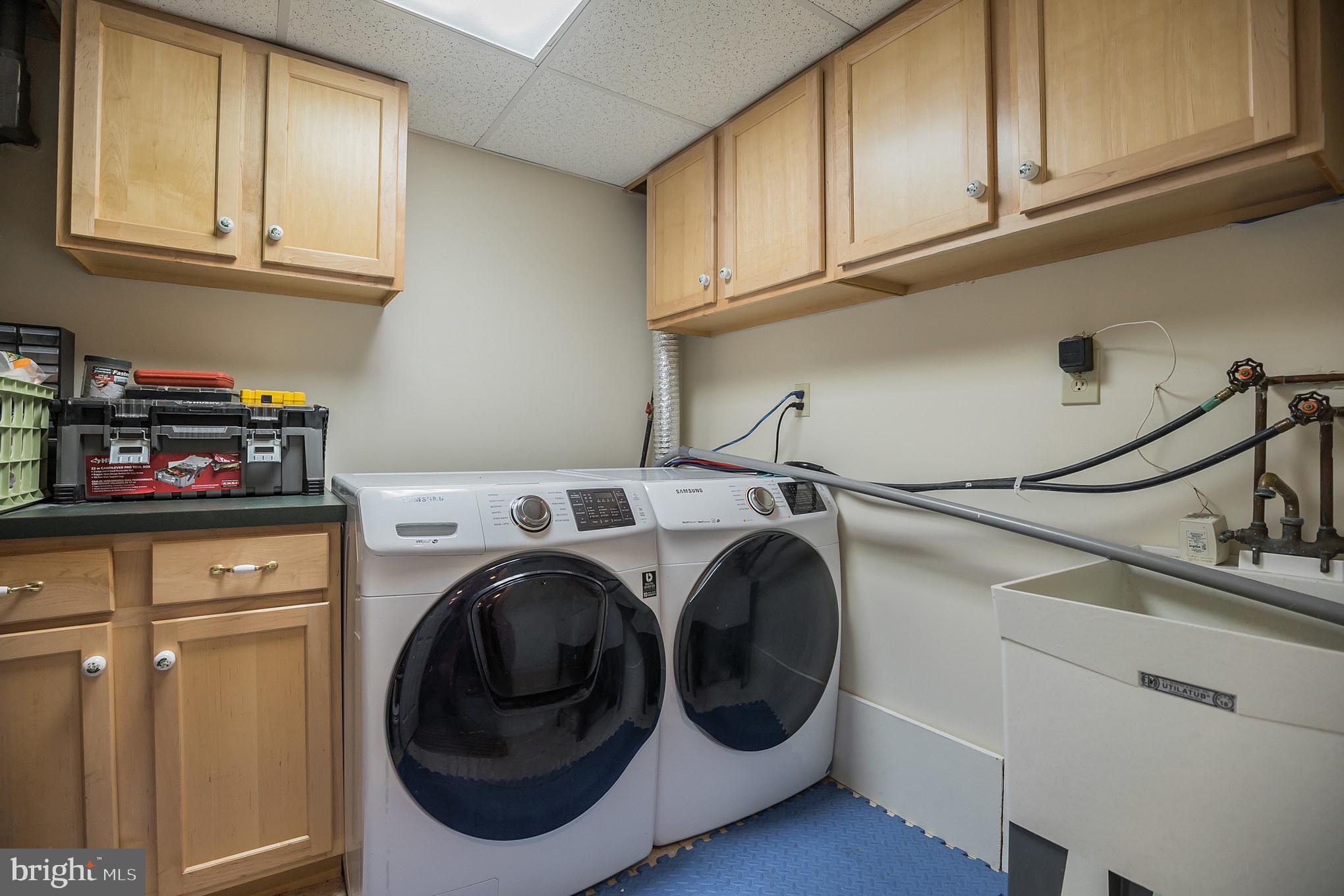 725 Bradford Aly