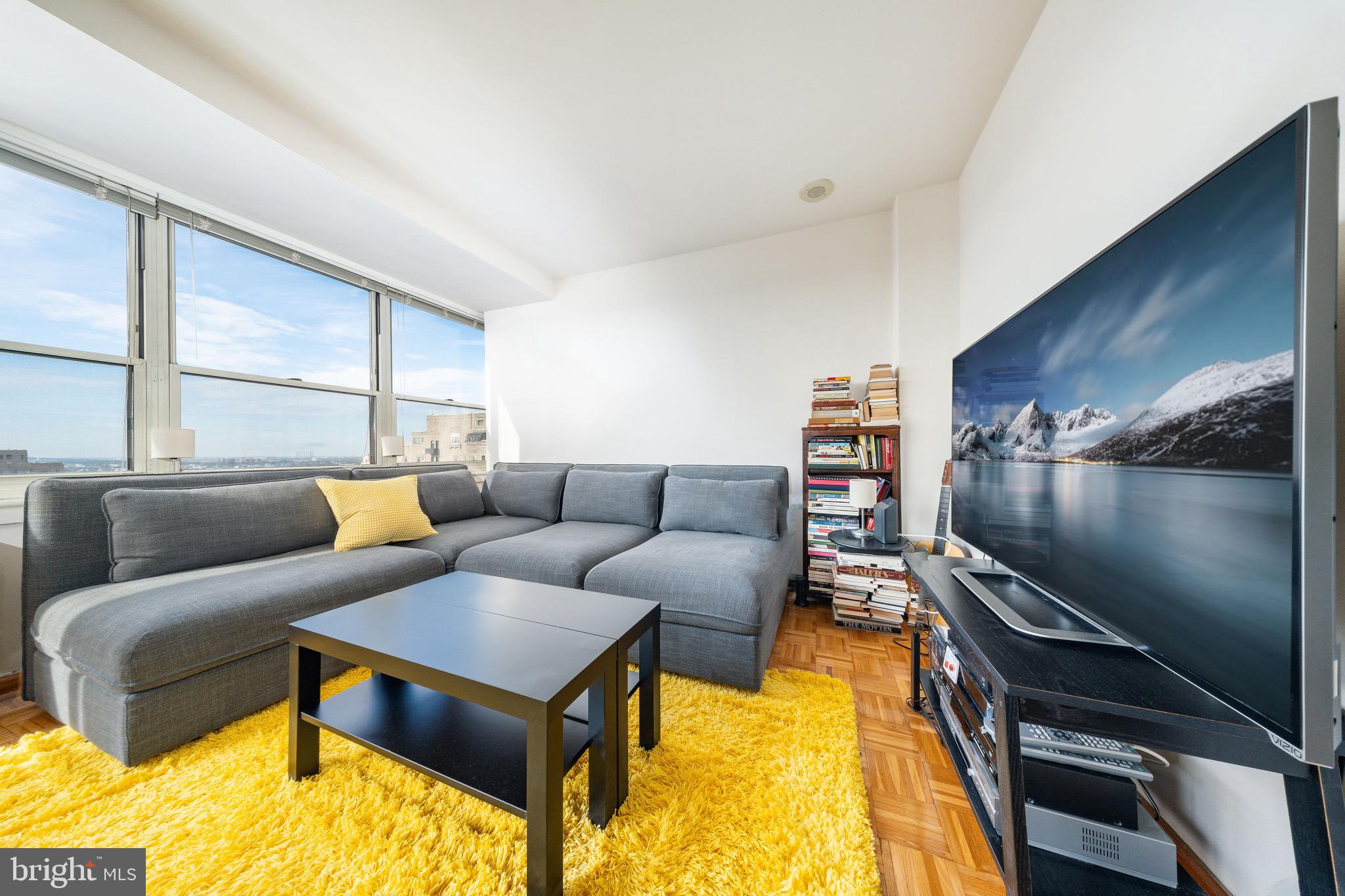1810-18 Rittenhouse Sq #1807