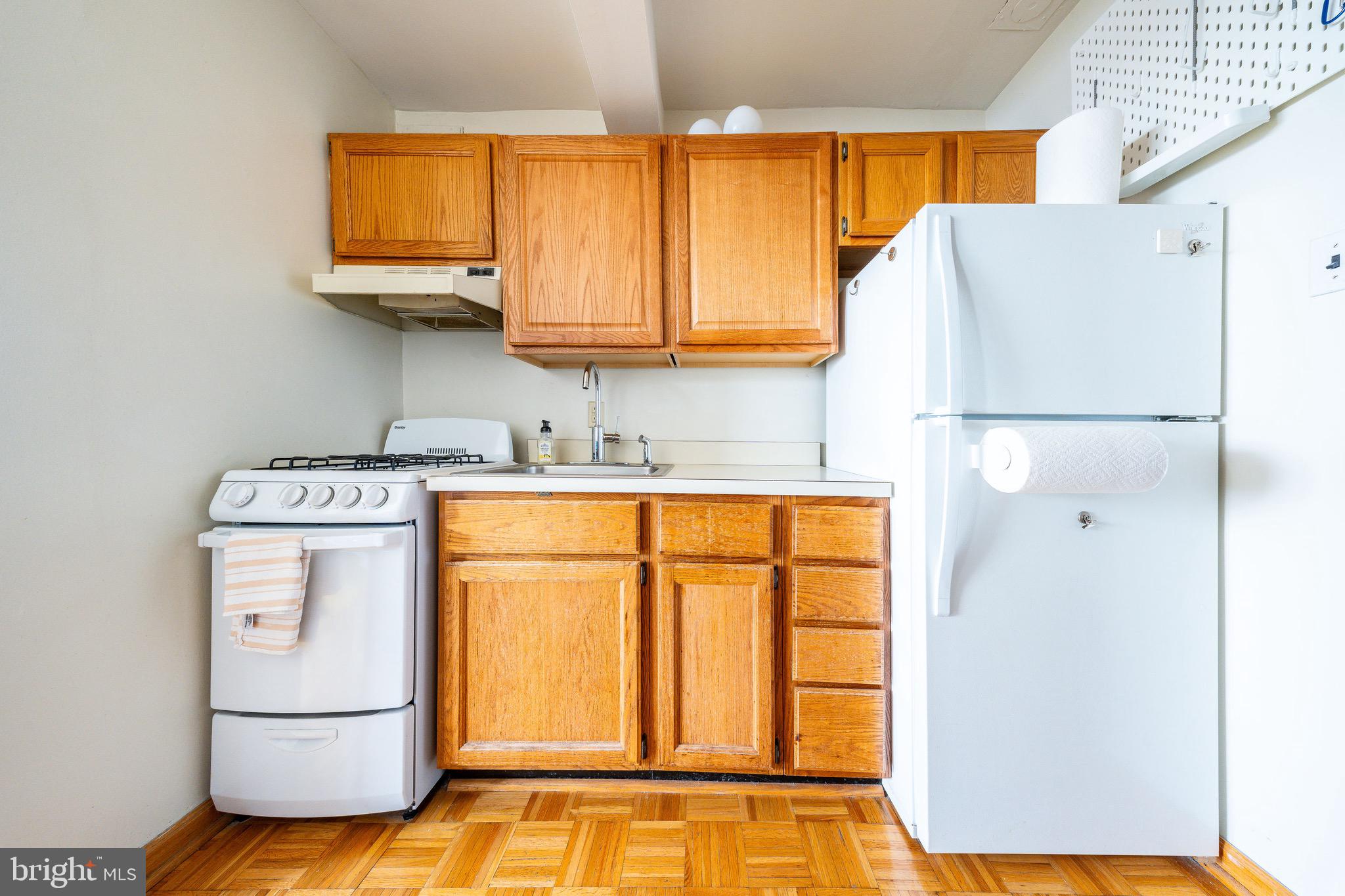 1810-18 Rittenhouse Sq #1807