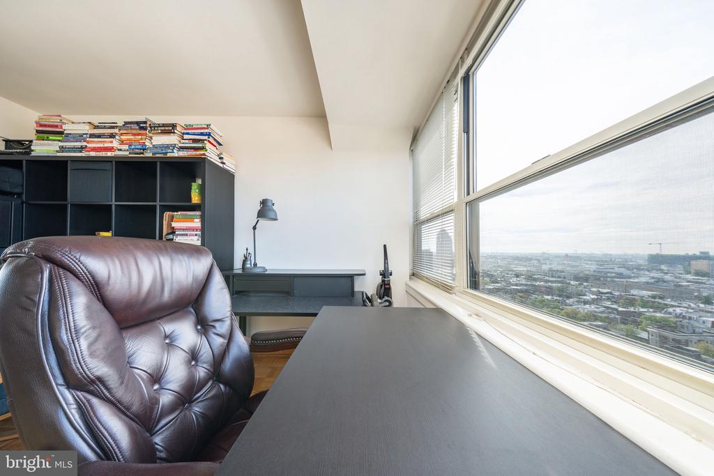1810-18 Rittenhouse Sq #1807