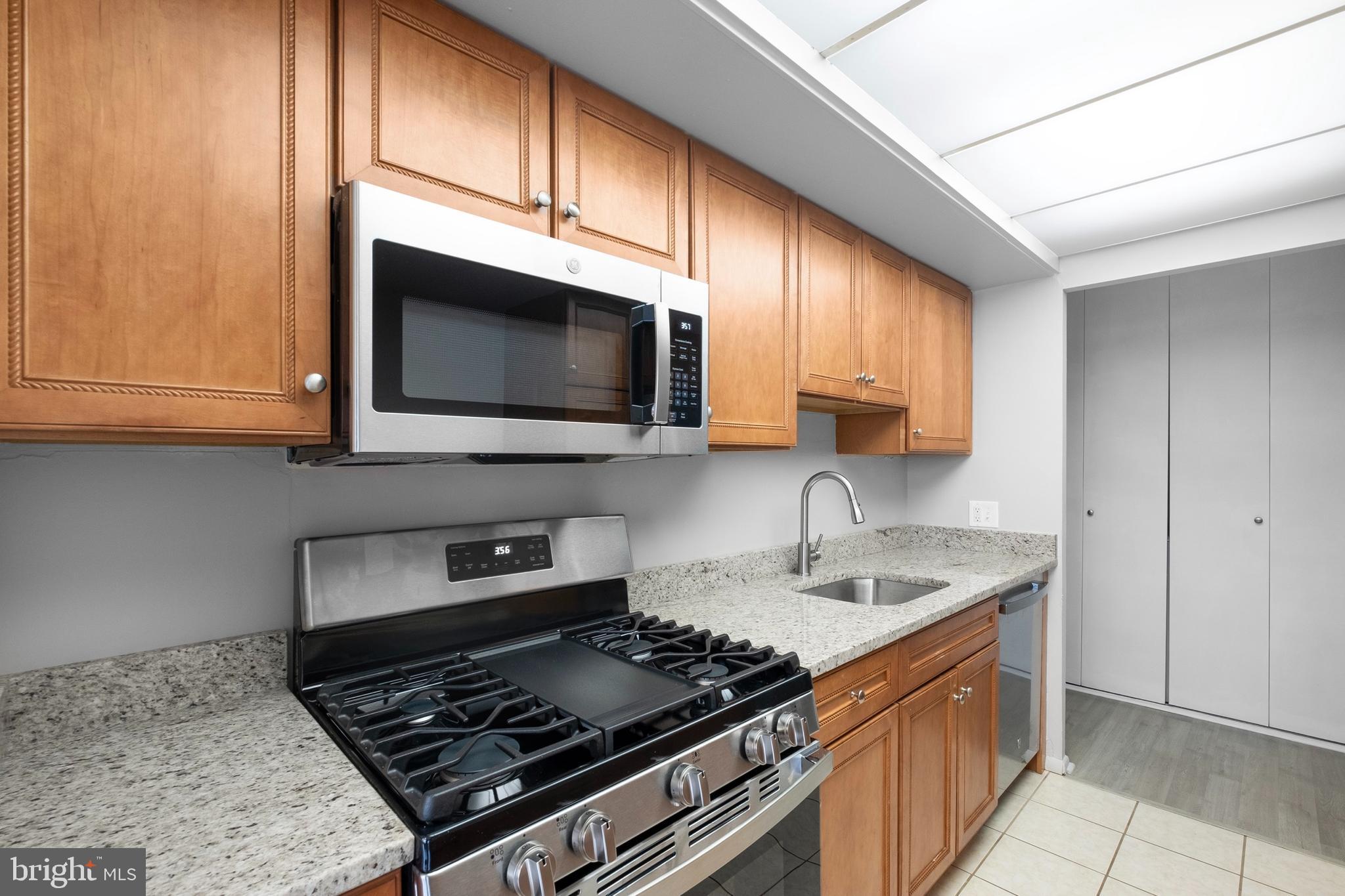 1326-42 Spruce St #705