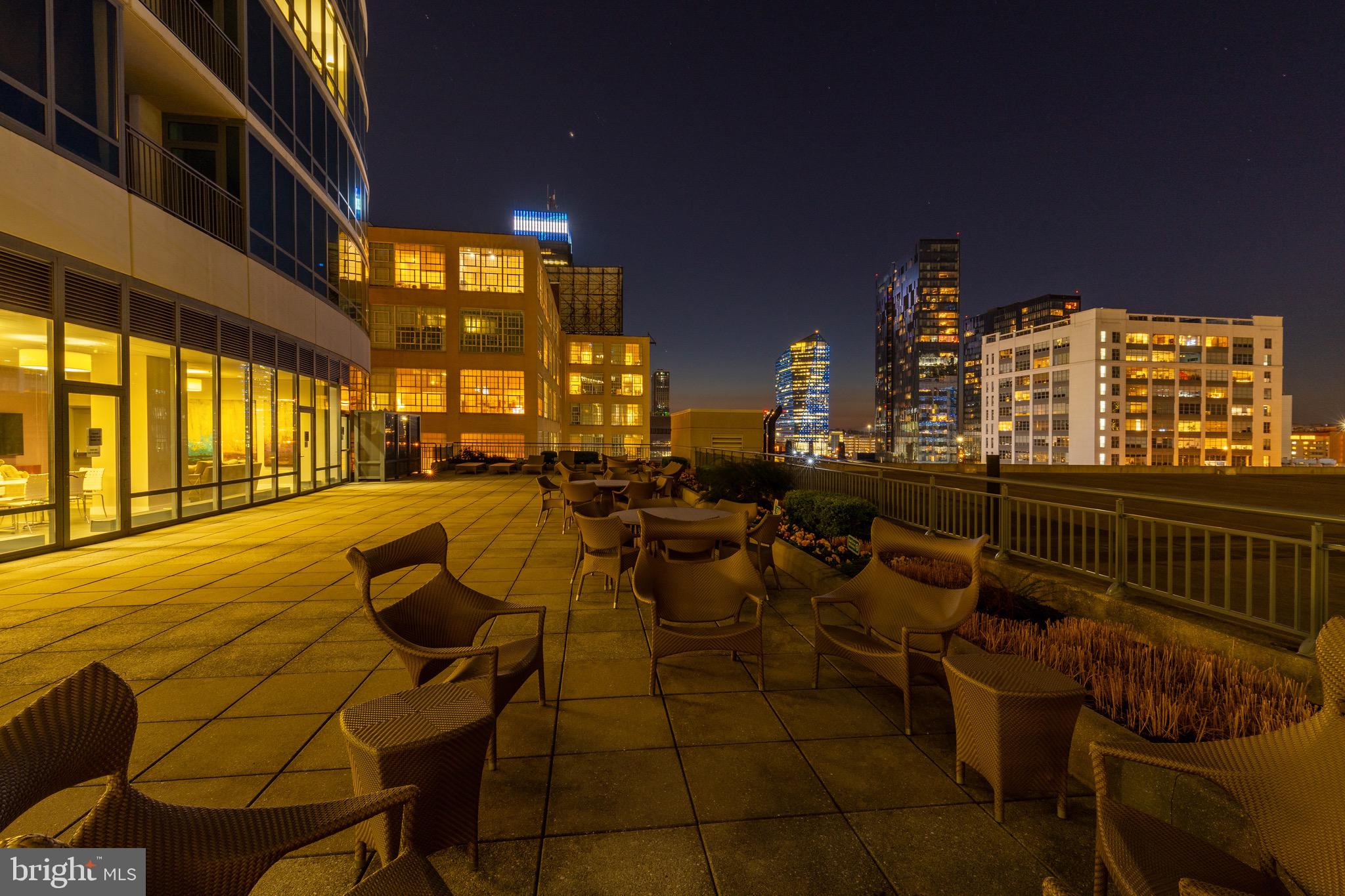 2101 Market St #2901