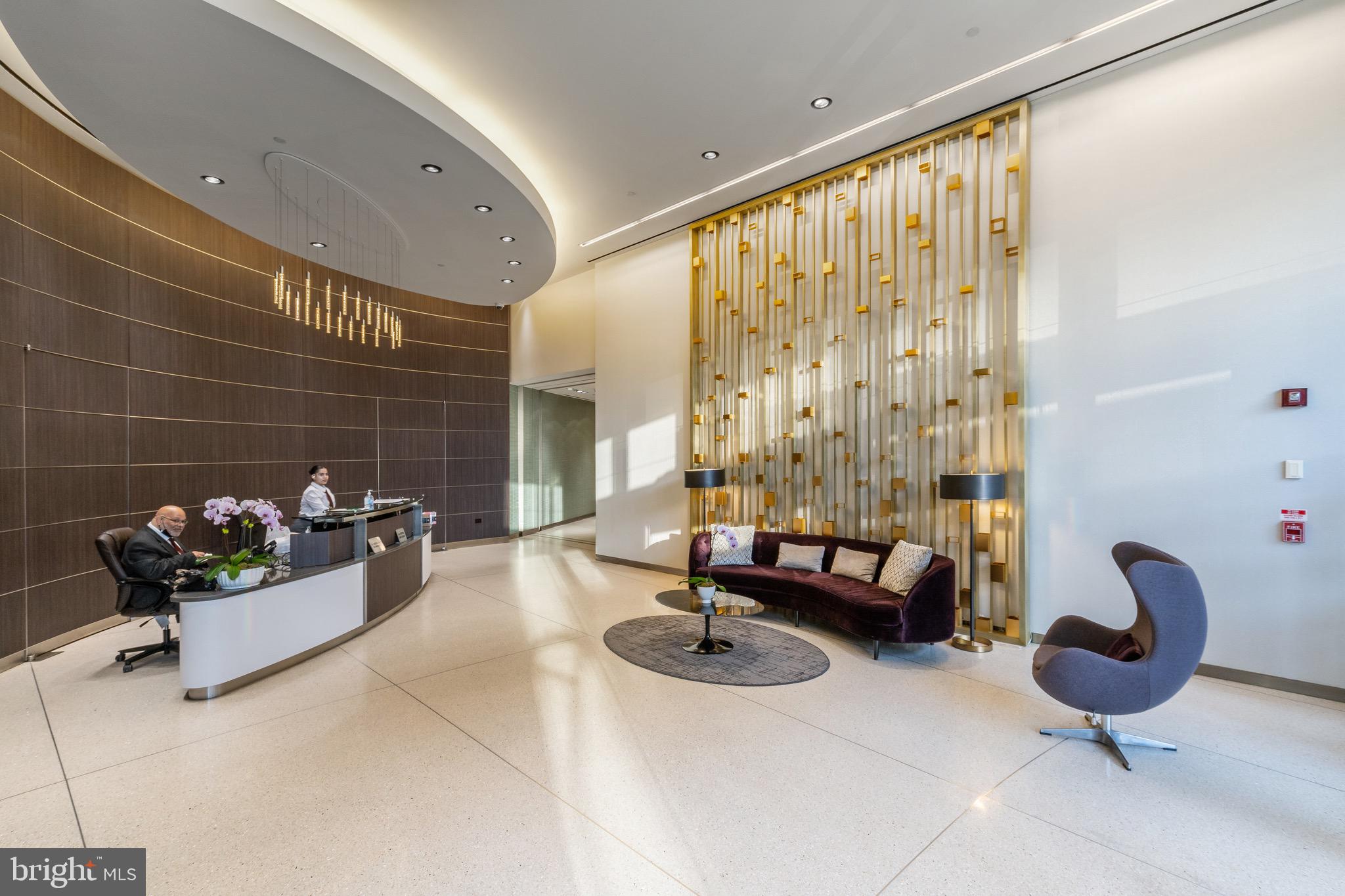 2101 Market St #2901