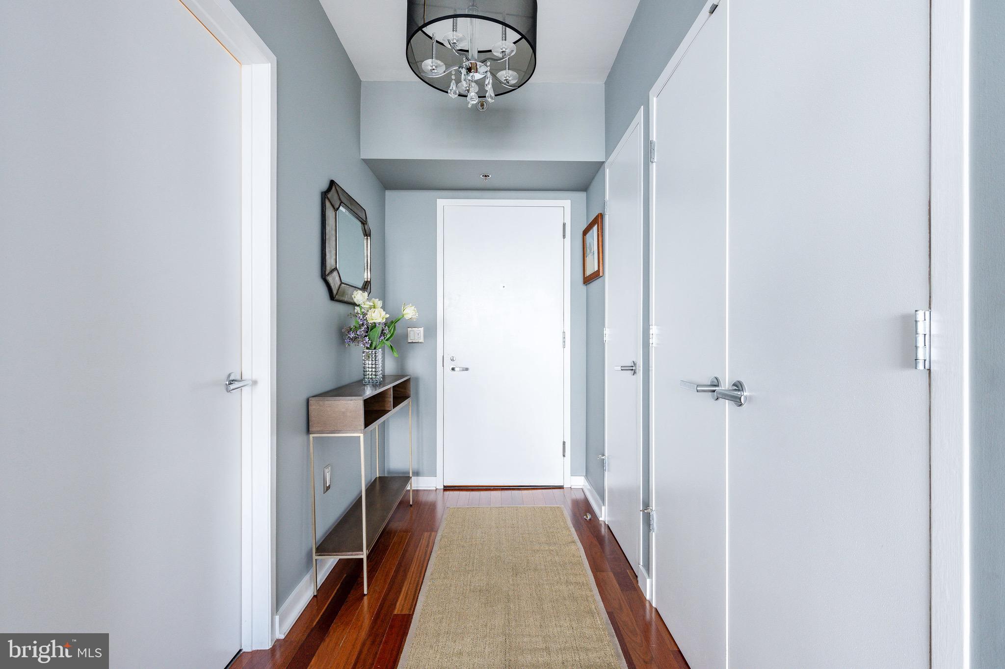 2101 Market St #2901