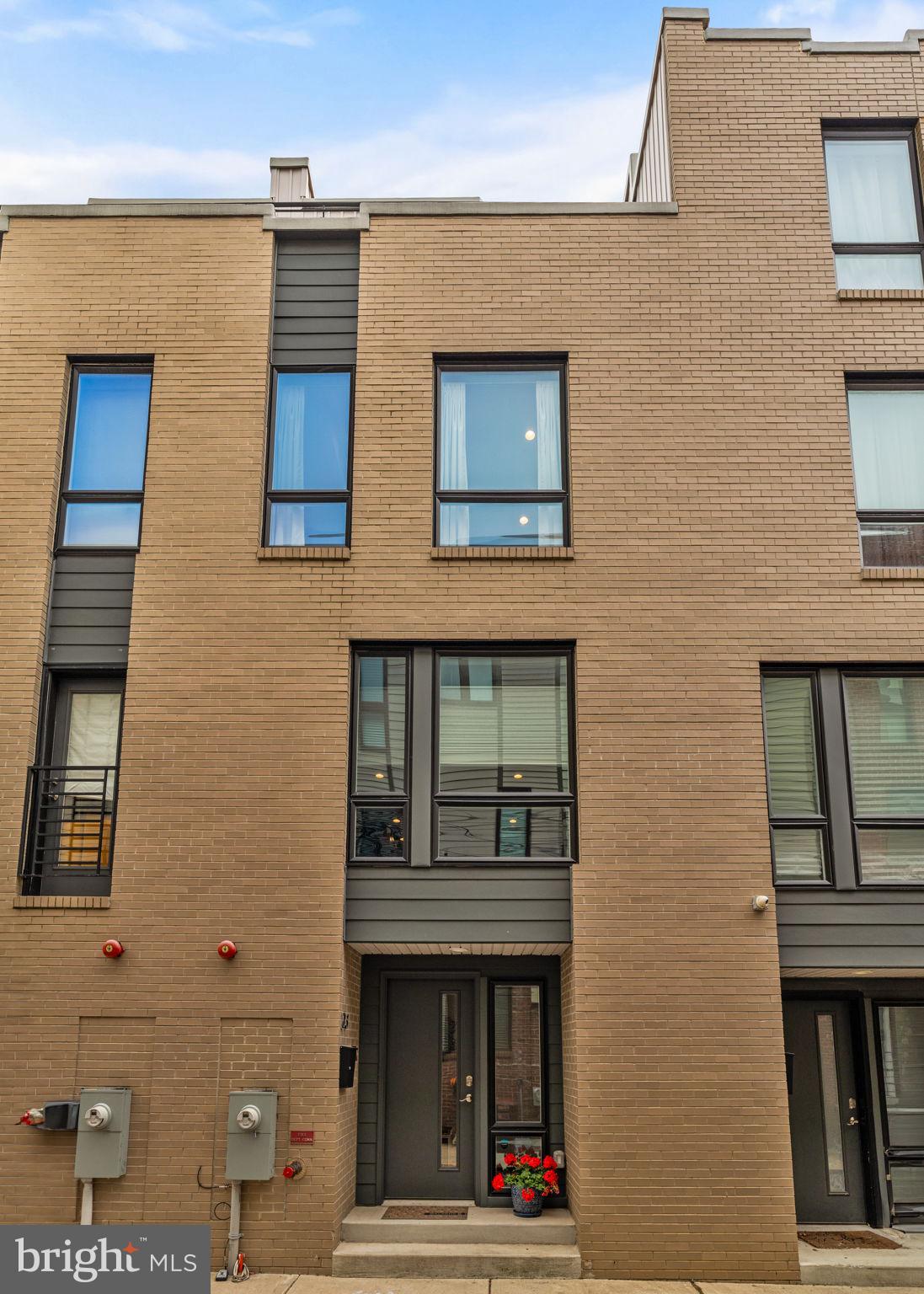 815 Perkiomen St #23