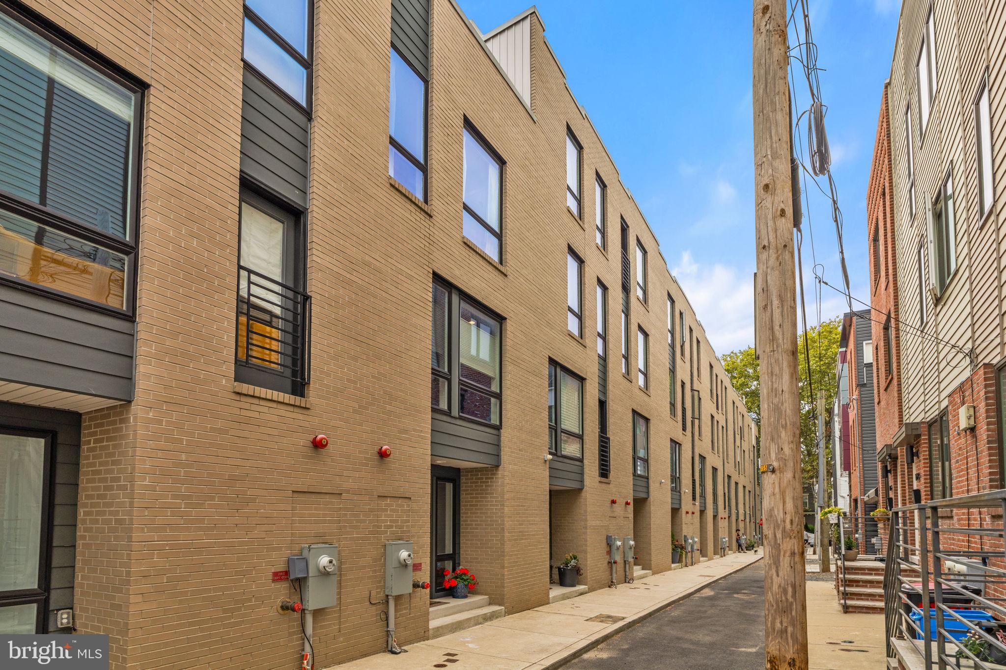 815 Perkiomen St #23