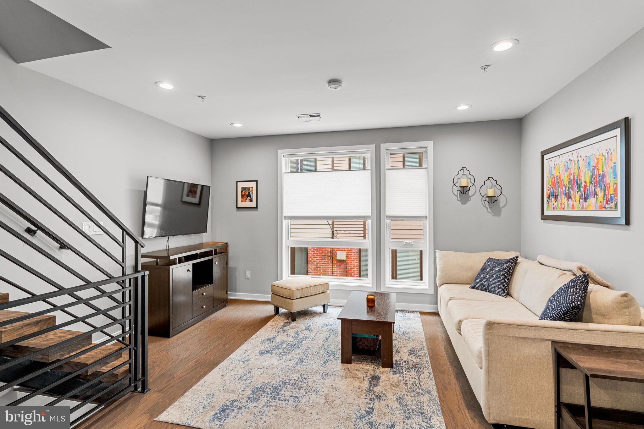 815 Perkiomen St #23