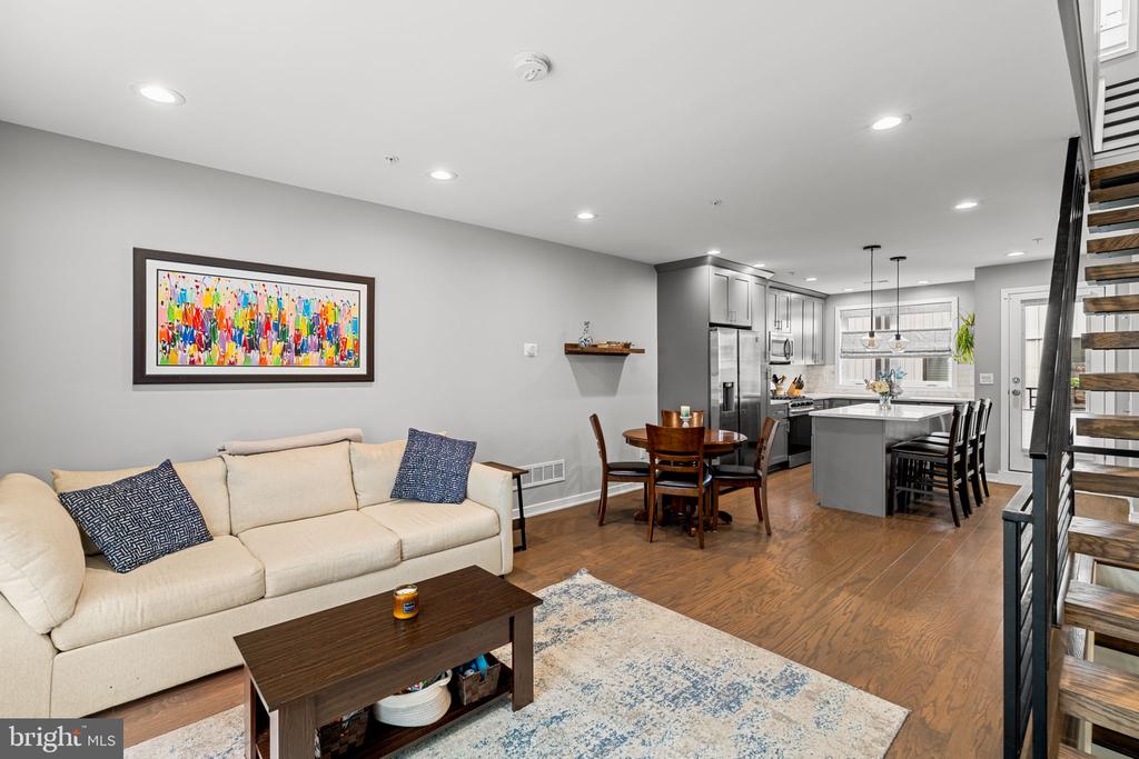 815 Perkiomen St #23