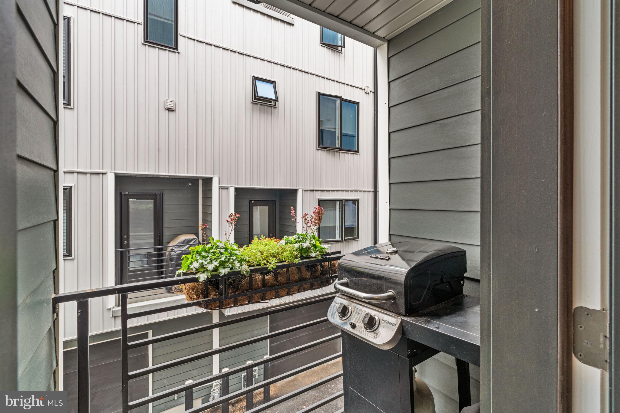 815 Perkiomen St #23