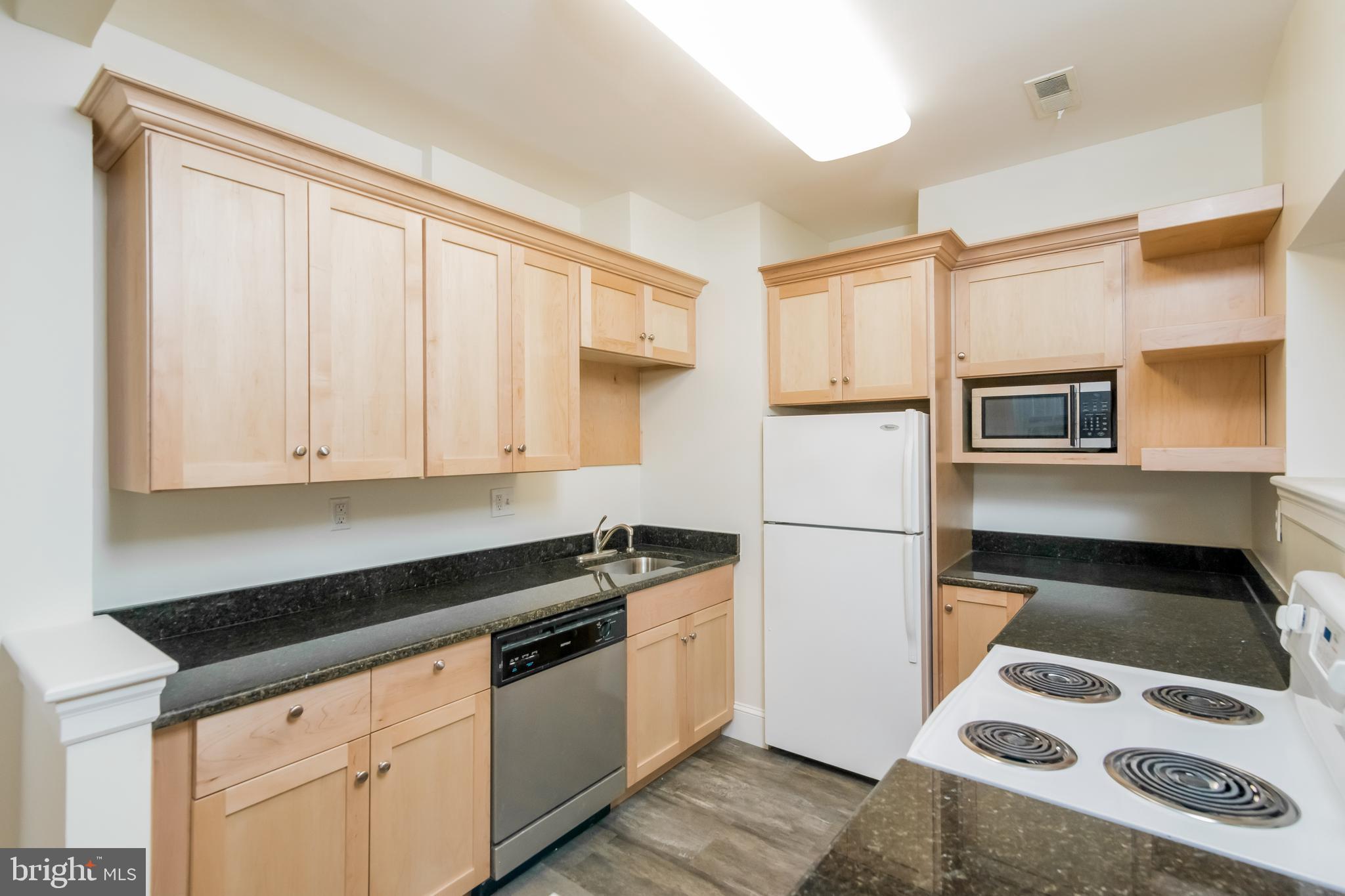 6655 McCallum St #12