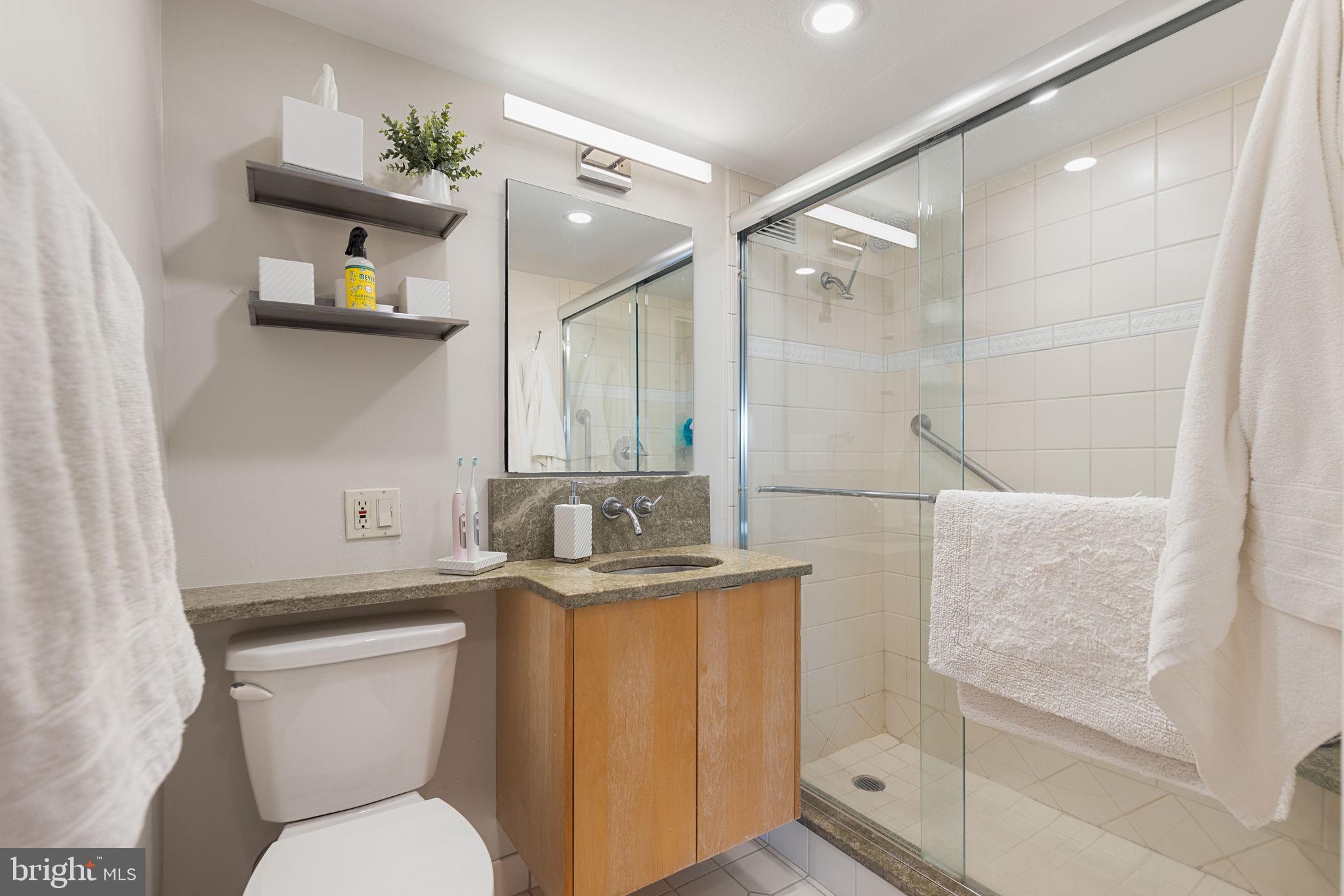 2401 Pennsylvania Ave #11a1