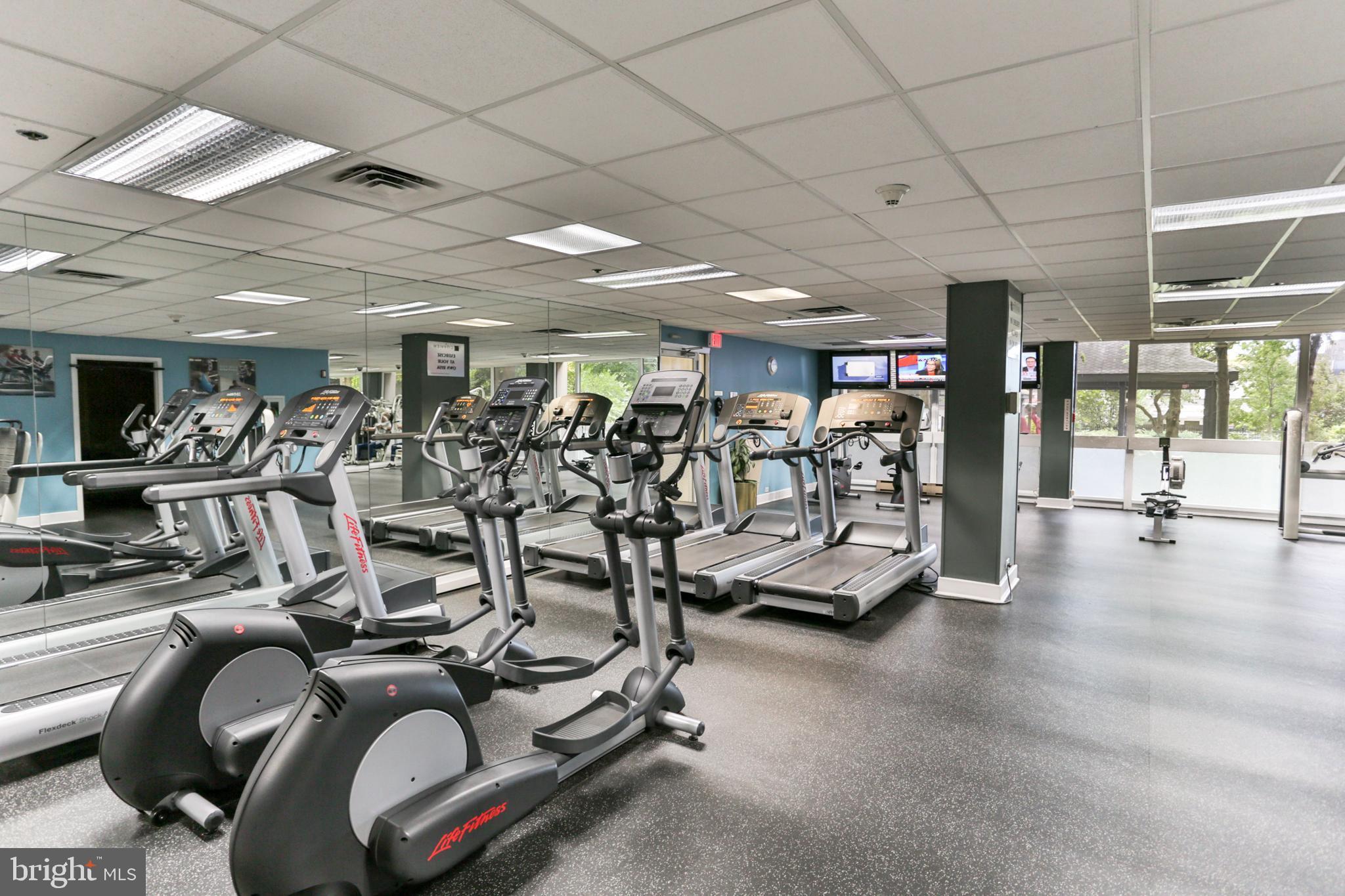 2001 HAMILTON ST #1409