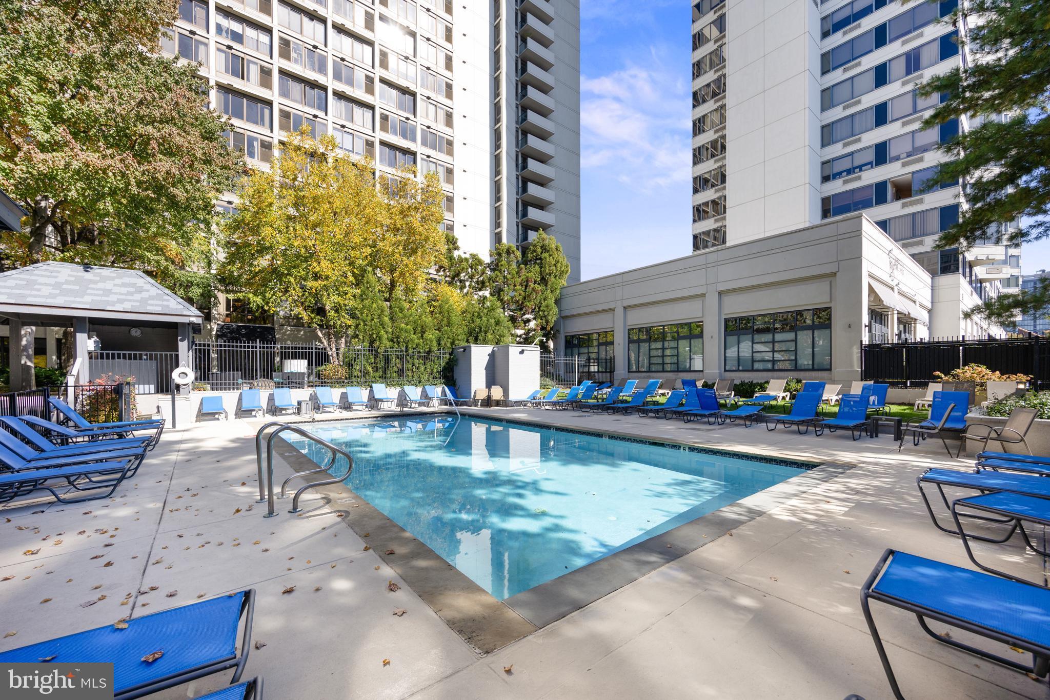 2001 HAMILTON ST #1409