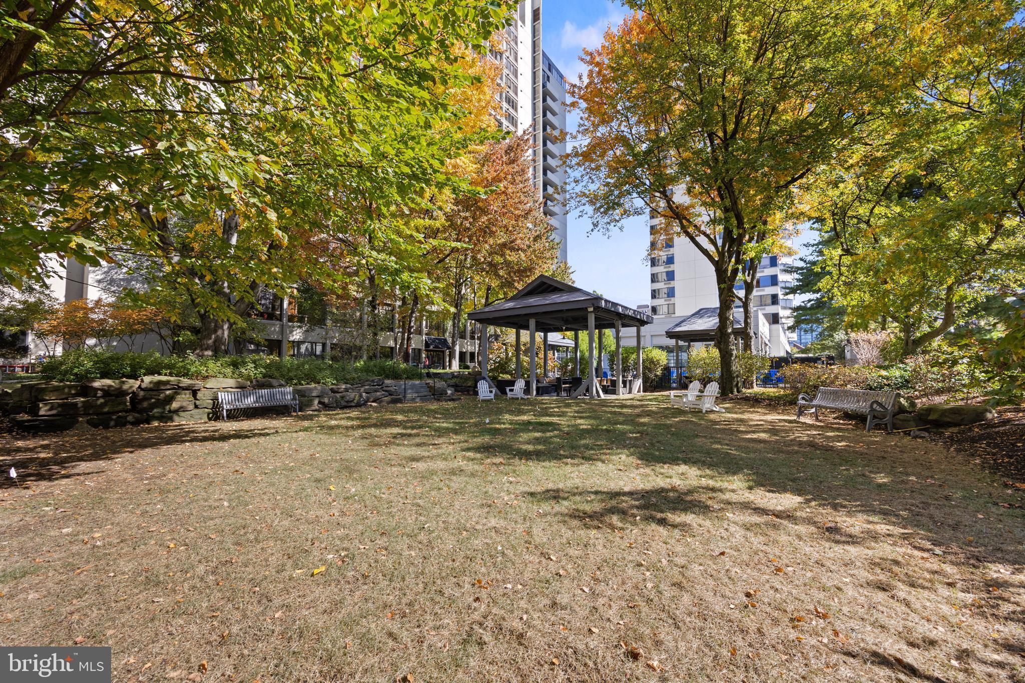 2001 HAMILTON ST #1409