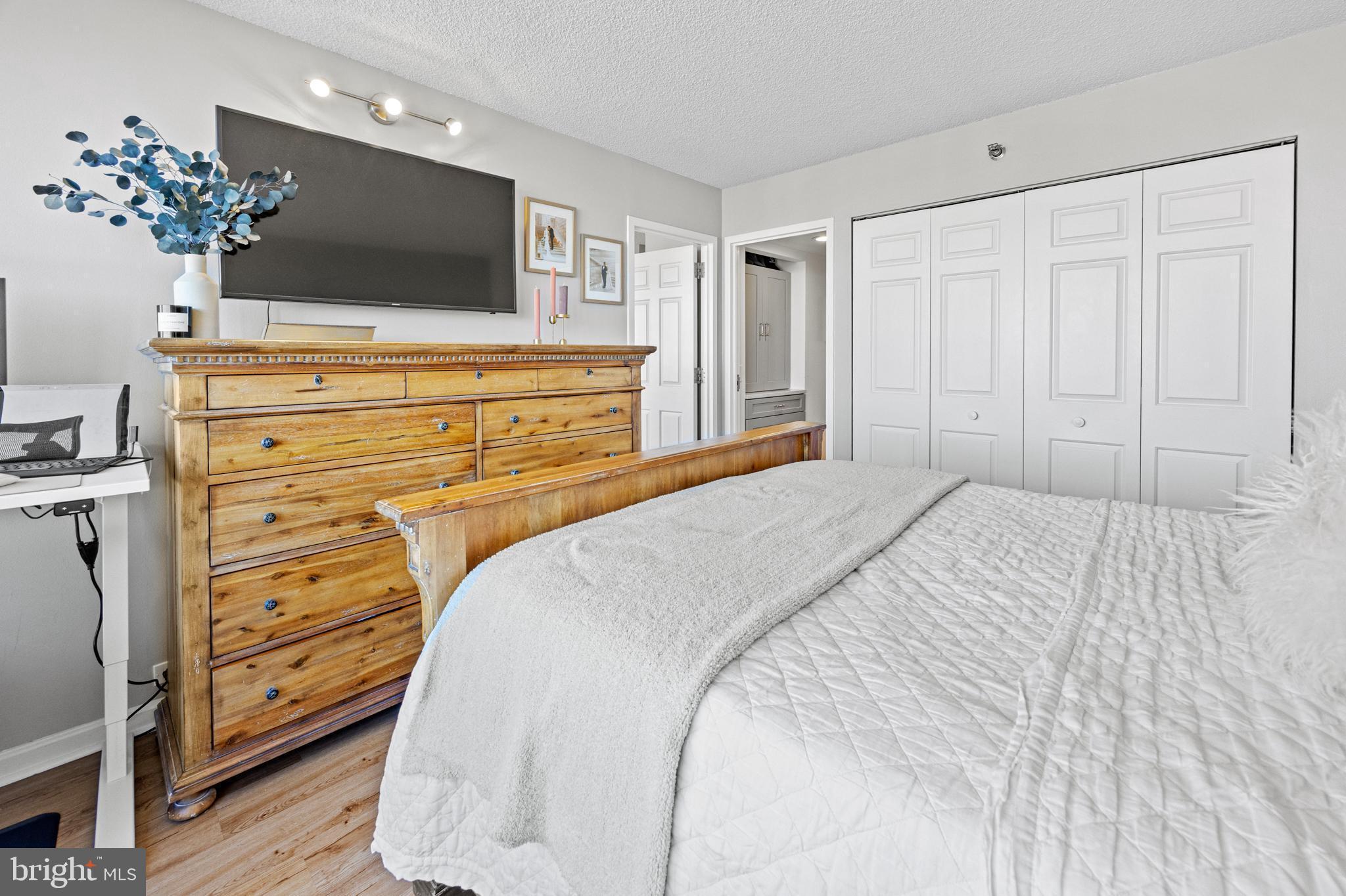 2001 HAMILTON ST #1409