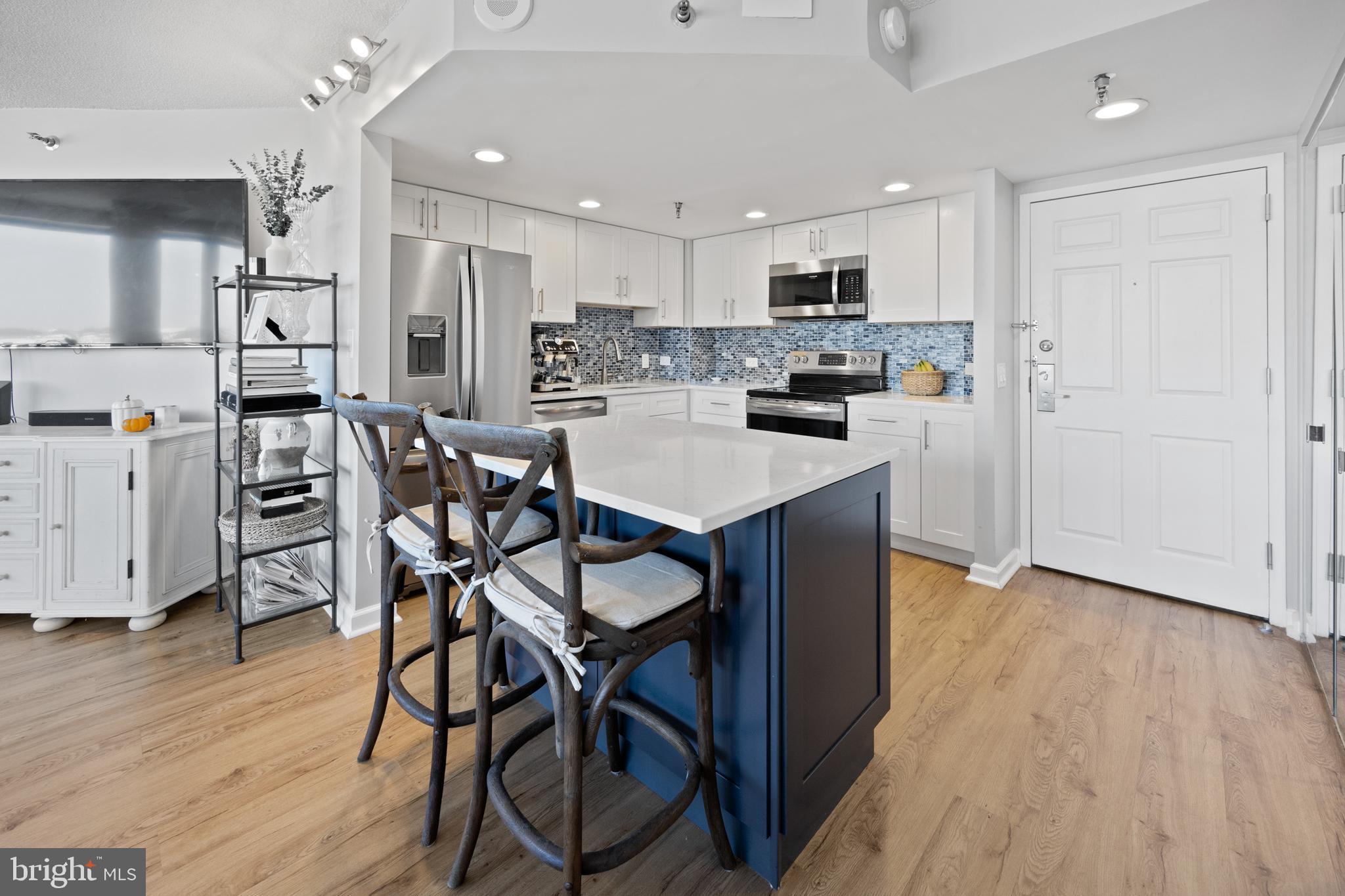 2001 HAMILTON ST #1409